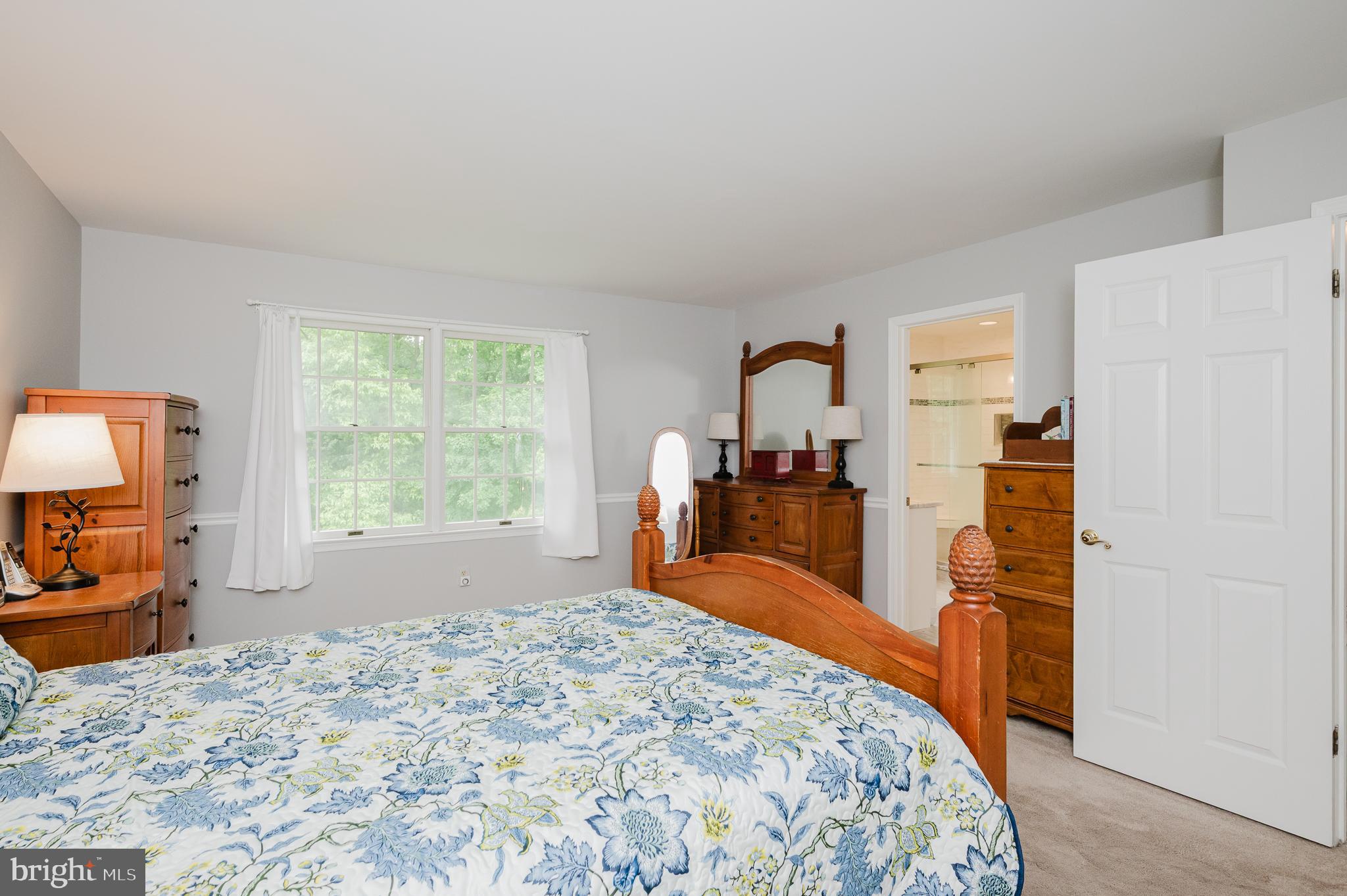 FOREST LAKES - Residential