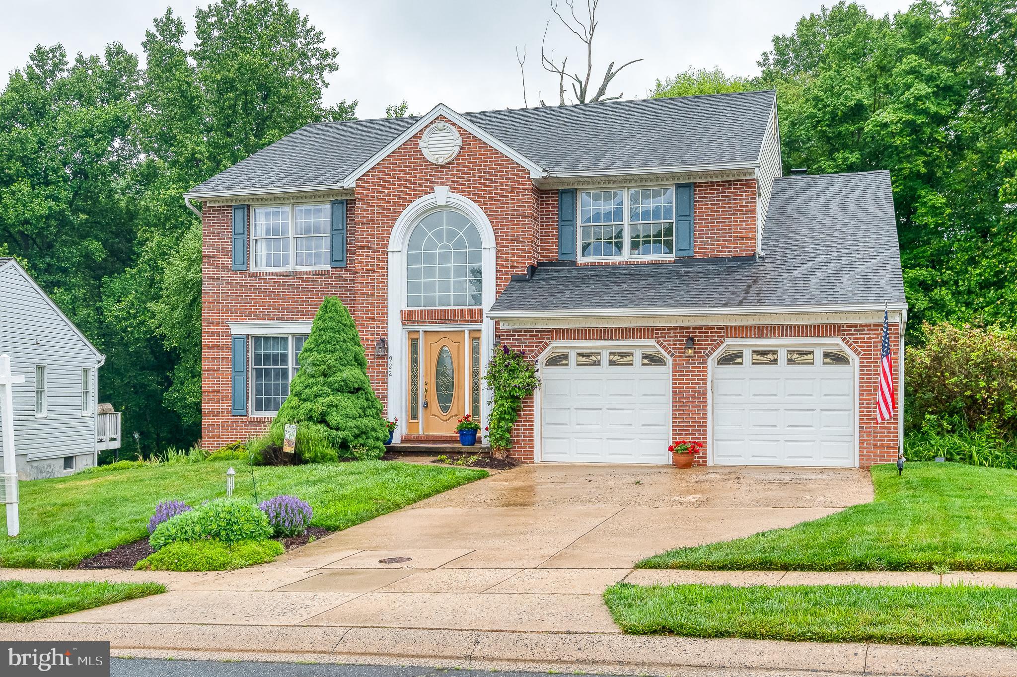 FOREST LAKES - Residential