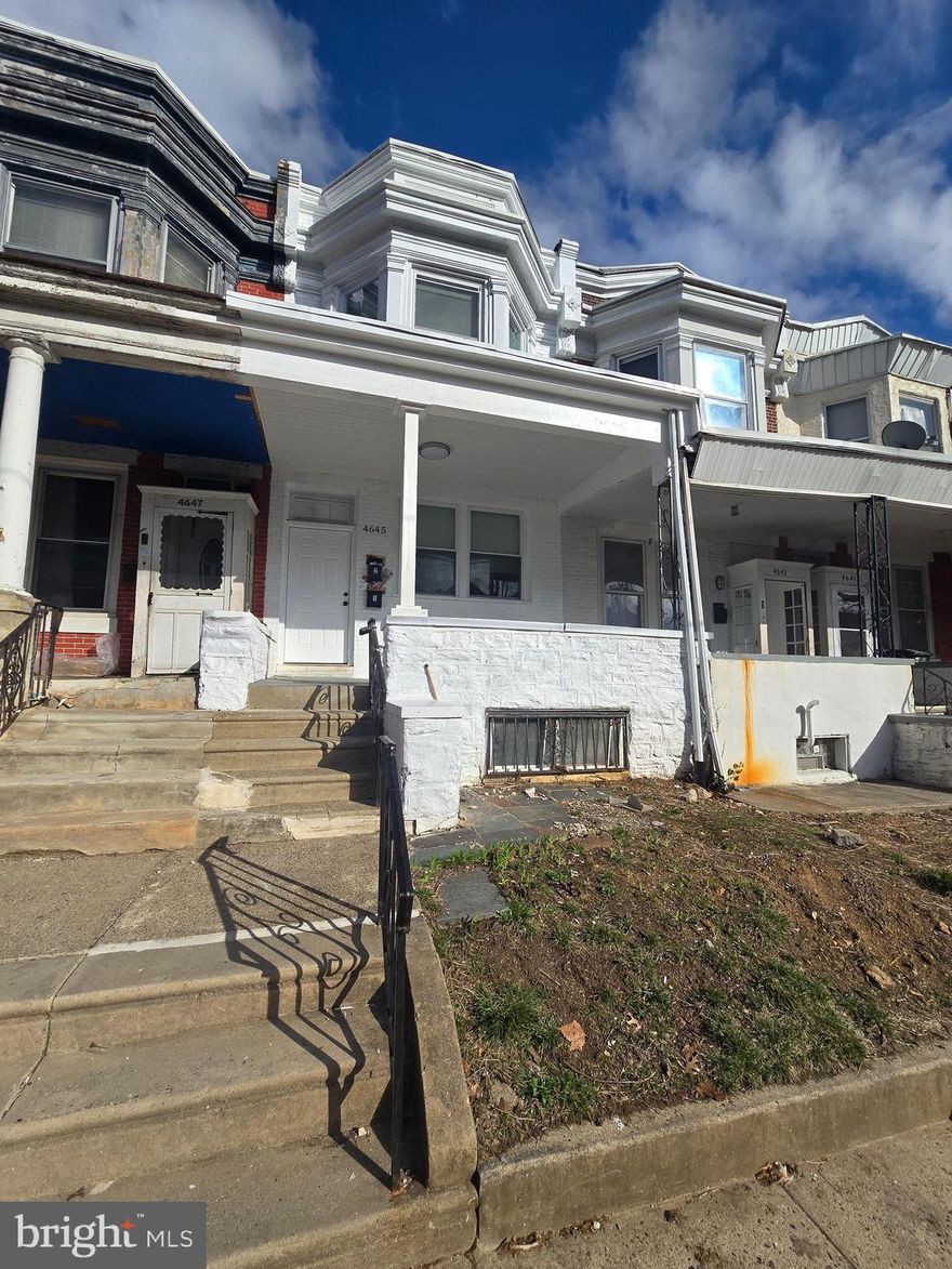 Welcome to this beautiful  home for rent in! This property is listed as a 1 bedroom 1 bath. This home is with an updated kitchen,  refrigerator and electric range/oven. Washer and dryer are located in the basement and property has fully fenced in large rear yard.

Property is offered in as shown condition.