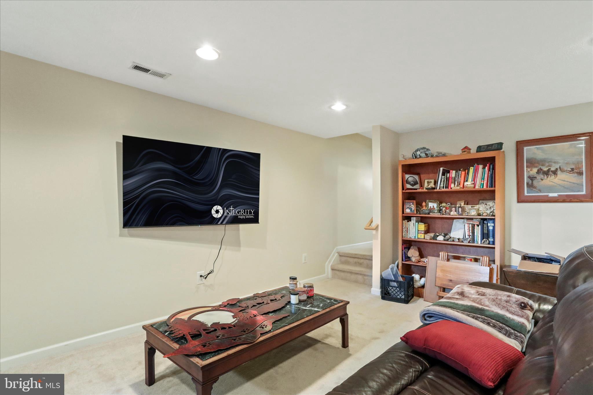 CORNERSTONE - Residential