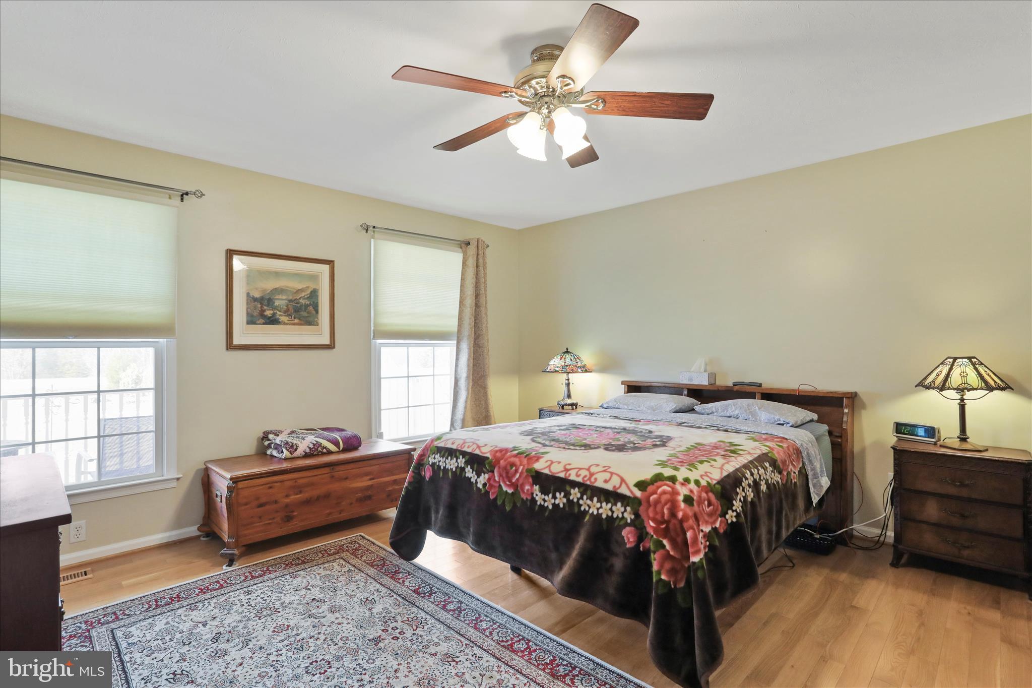 CORNERSTONE - Residential