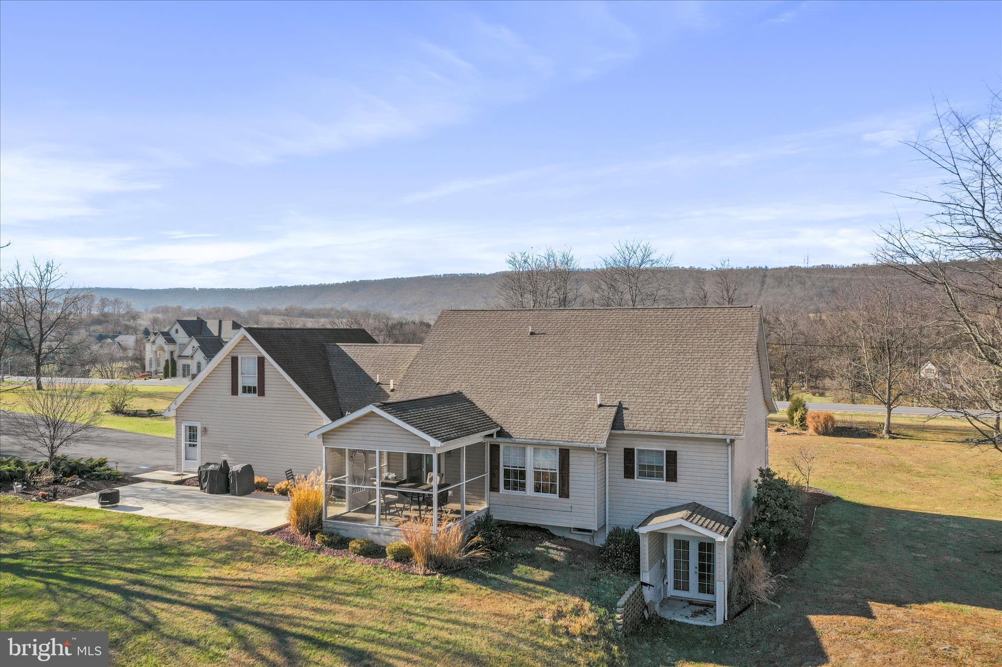 CORNERSTONE - Residential