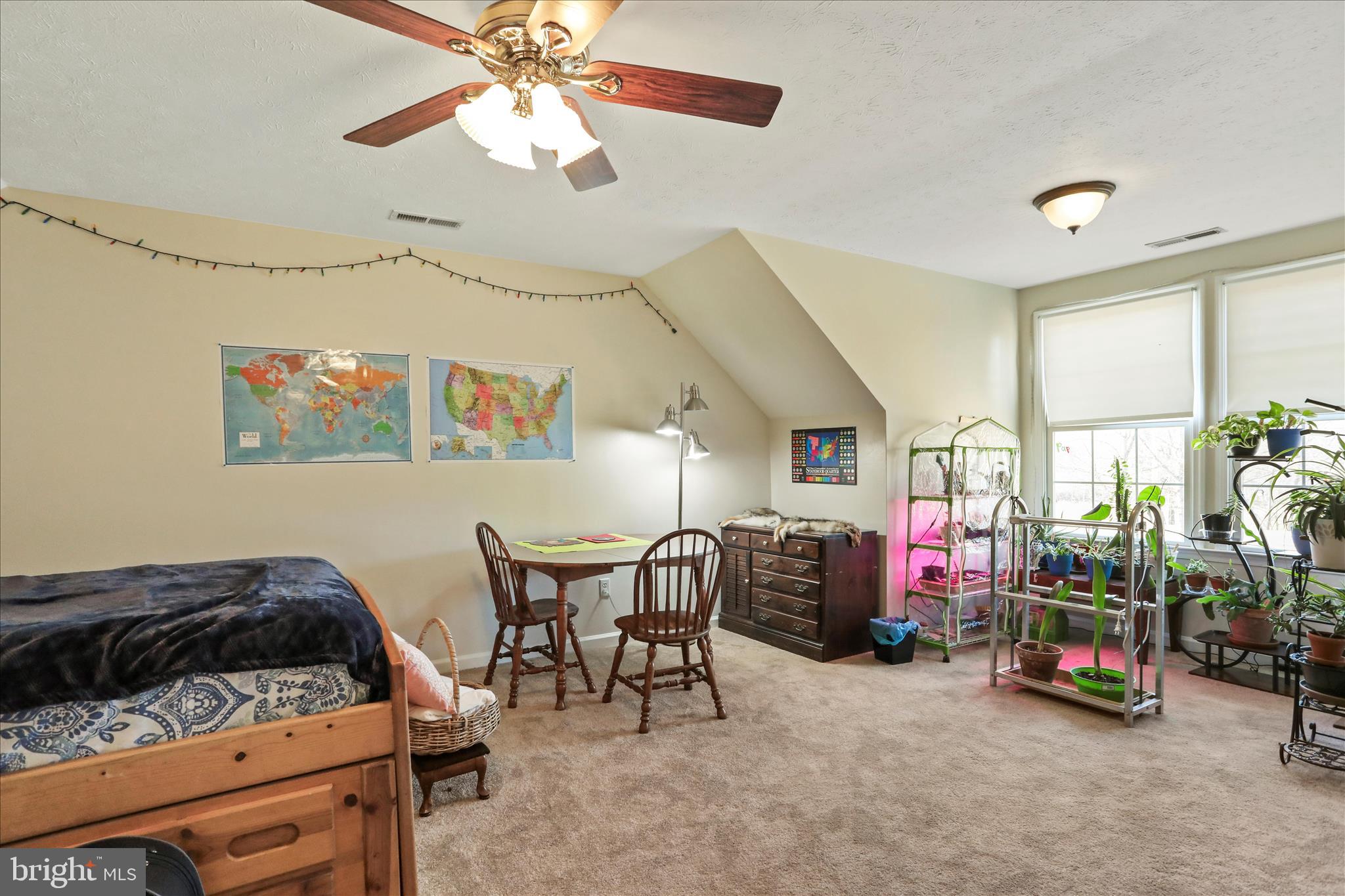 CORNERSTONE - Residential