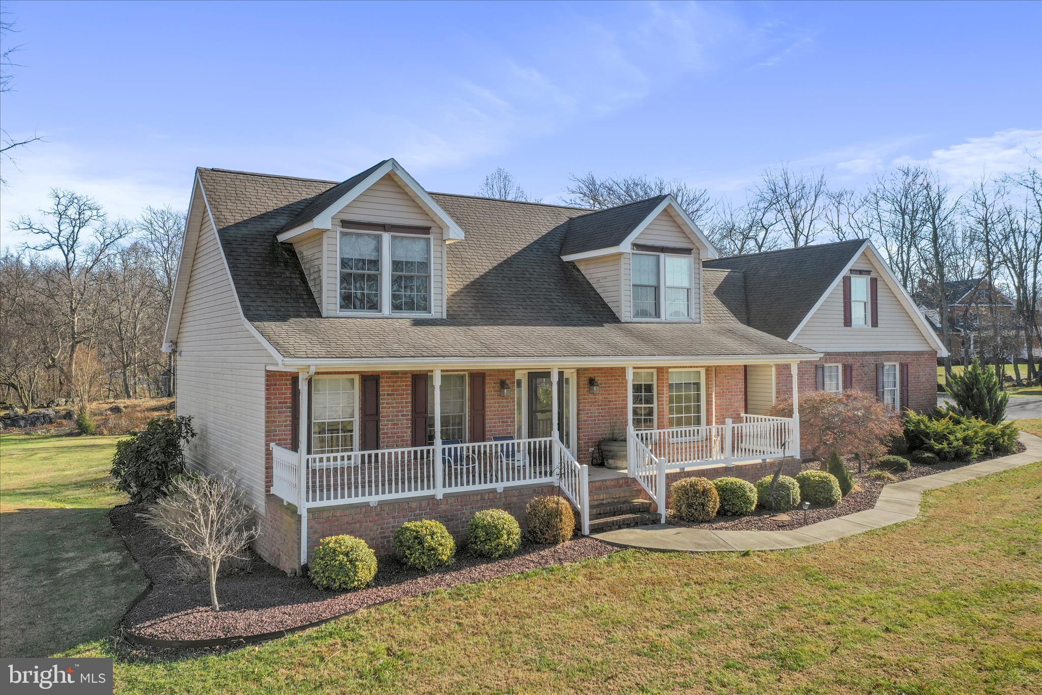 CORNERSTONE - Residential