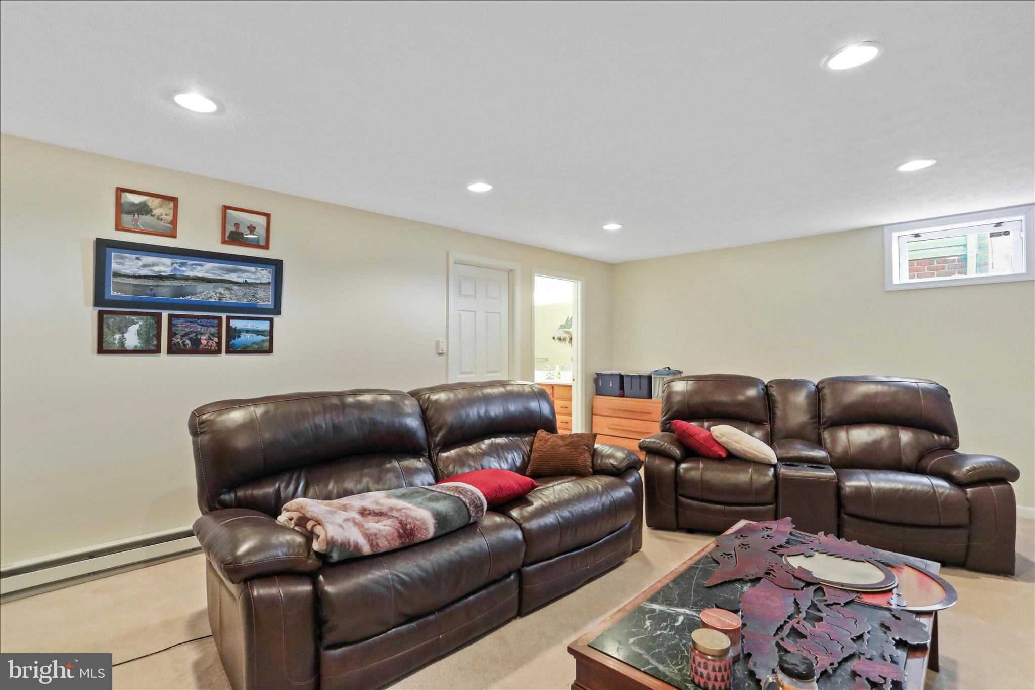 CORNERSTONE - Residential