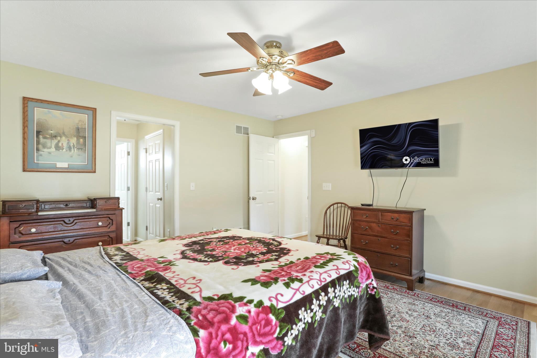 CORNERSTONE - Residential