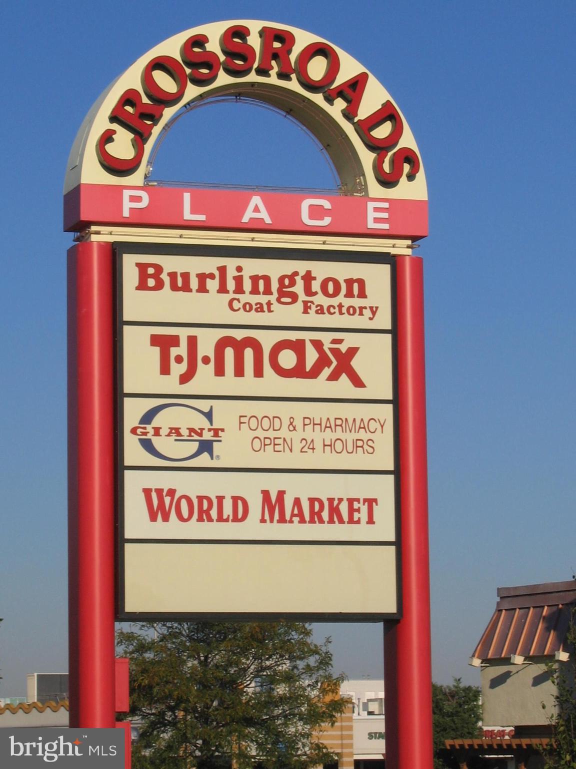 SKYLINE PLAZA - Residential Lease