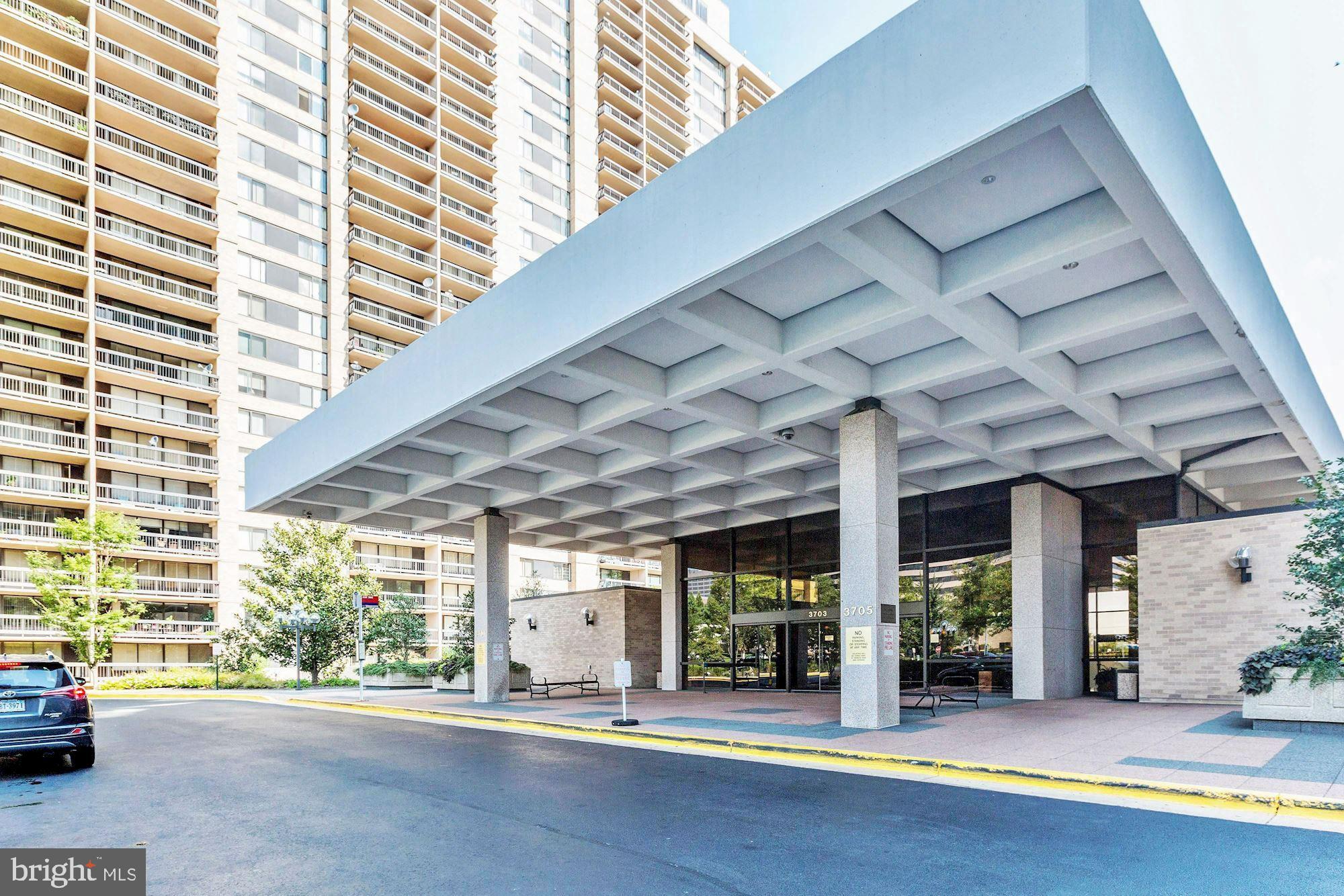 SKYLINE PLAZA - Residential Lease