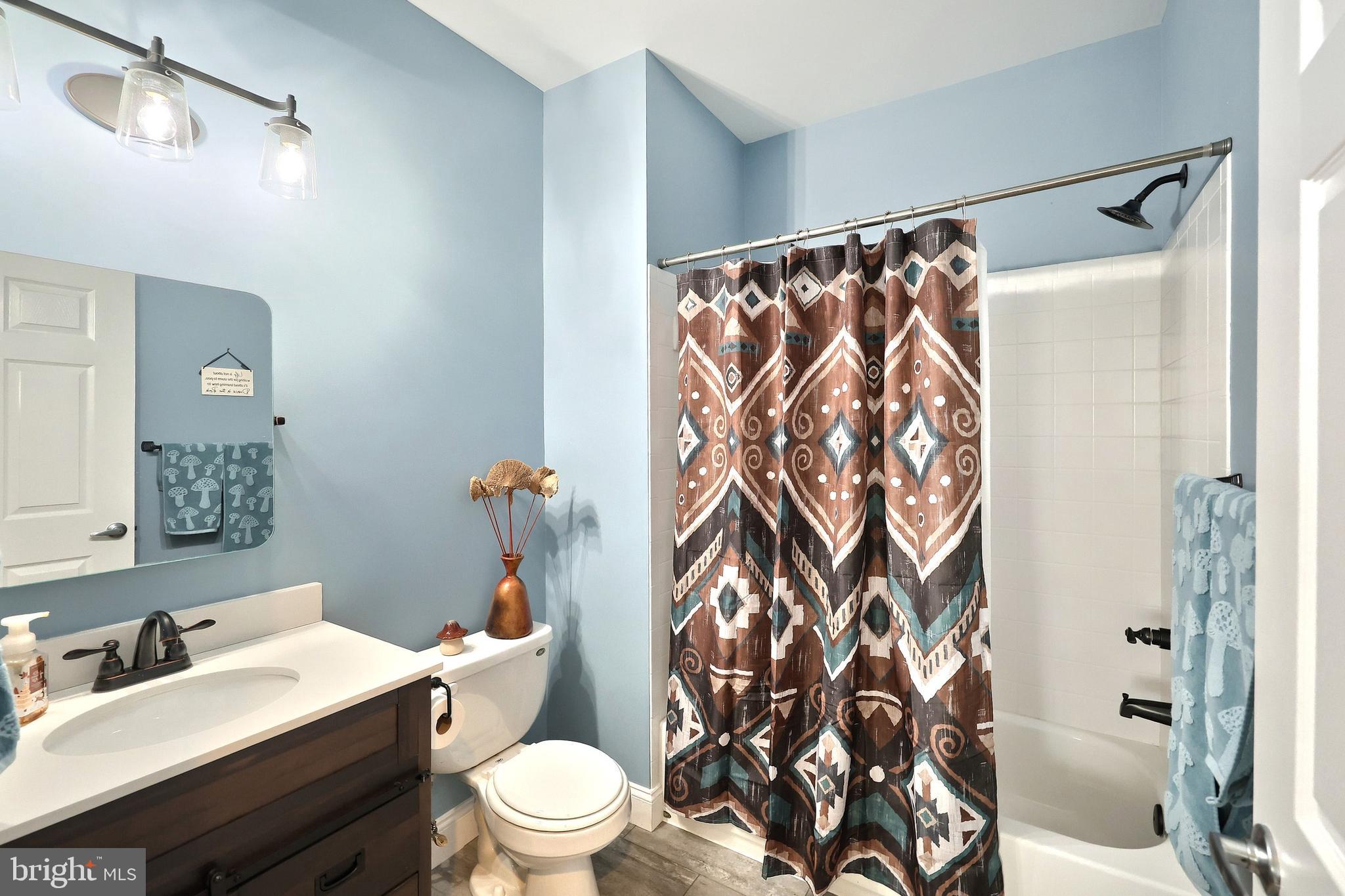 REGENTS GLEN - Residential