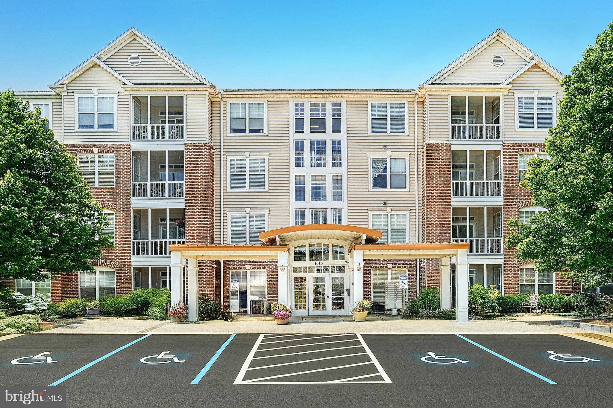 REGENTS GLEN - Residential