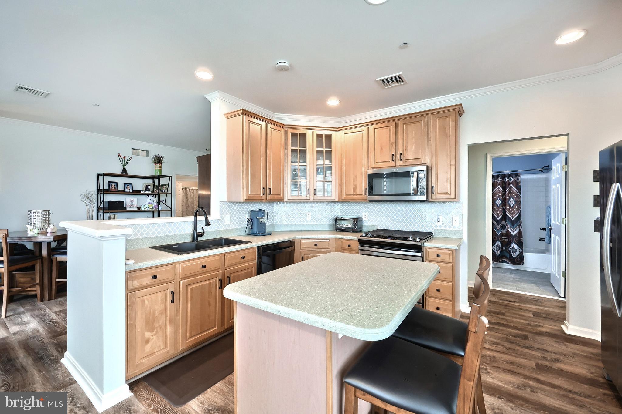 REGENTS GLEN - Residential