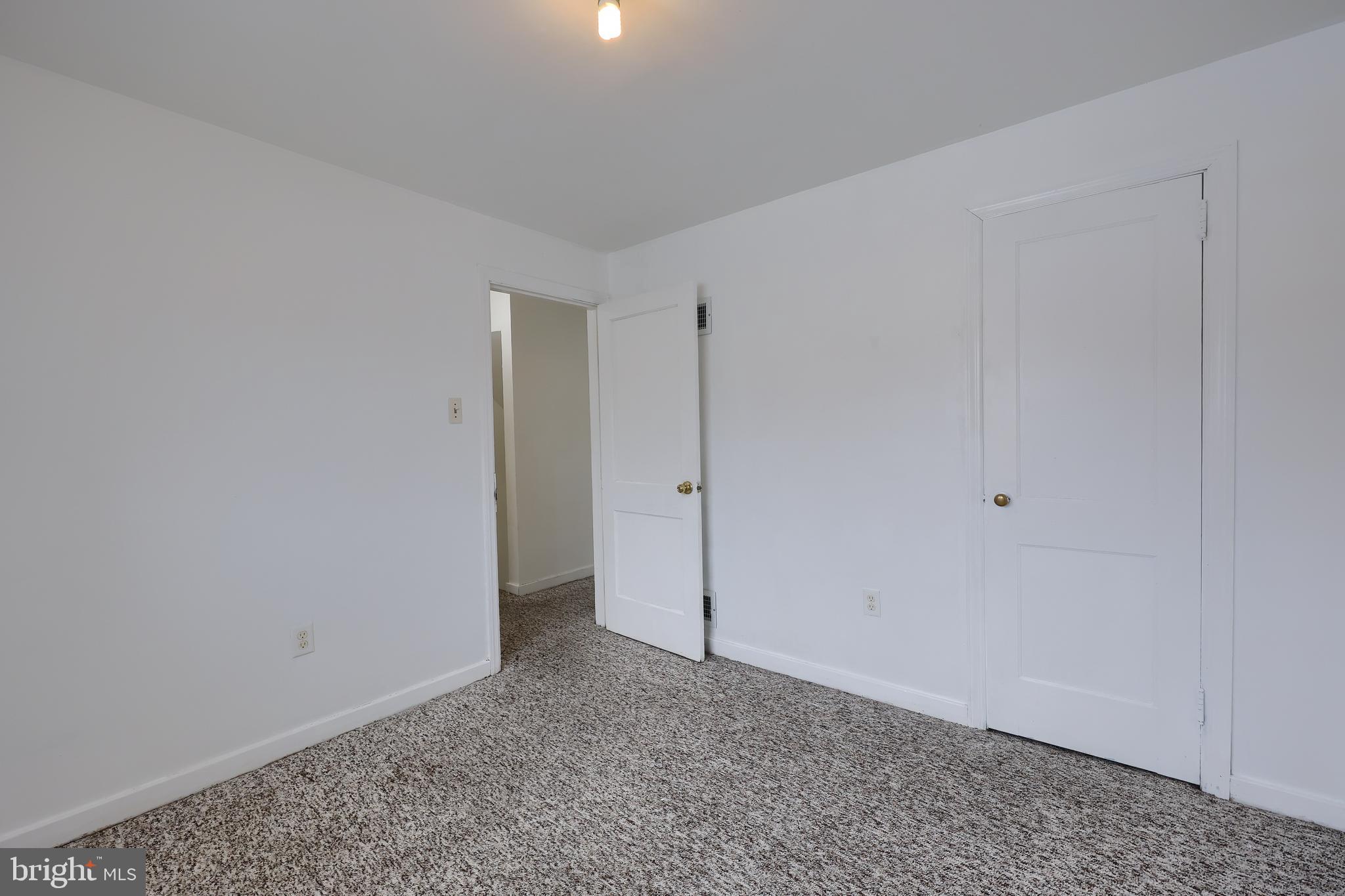 LANCASTER - Residential