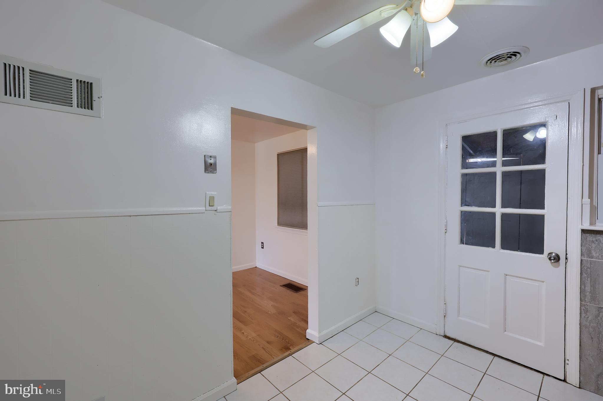 LANCASTER - Residential