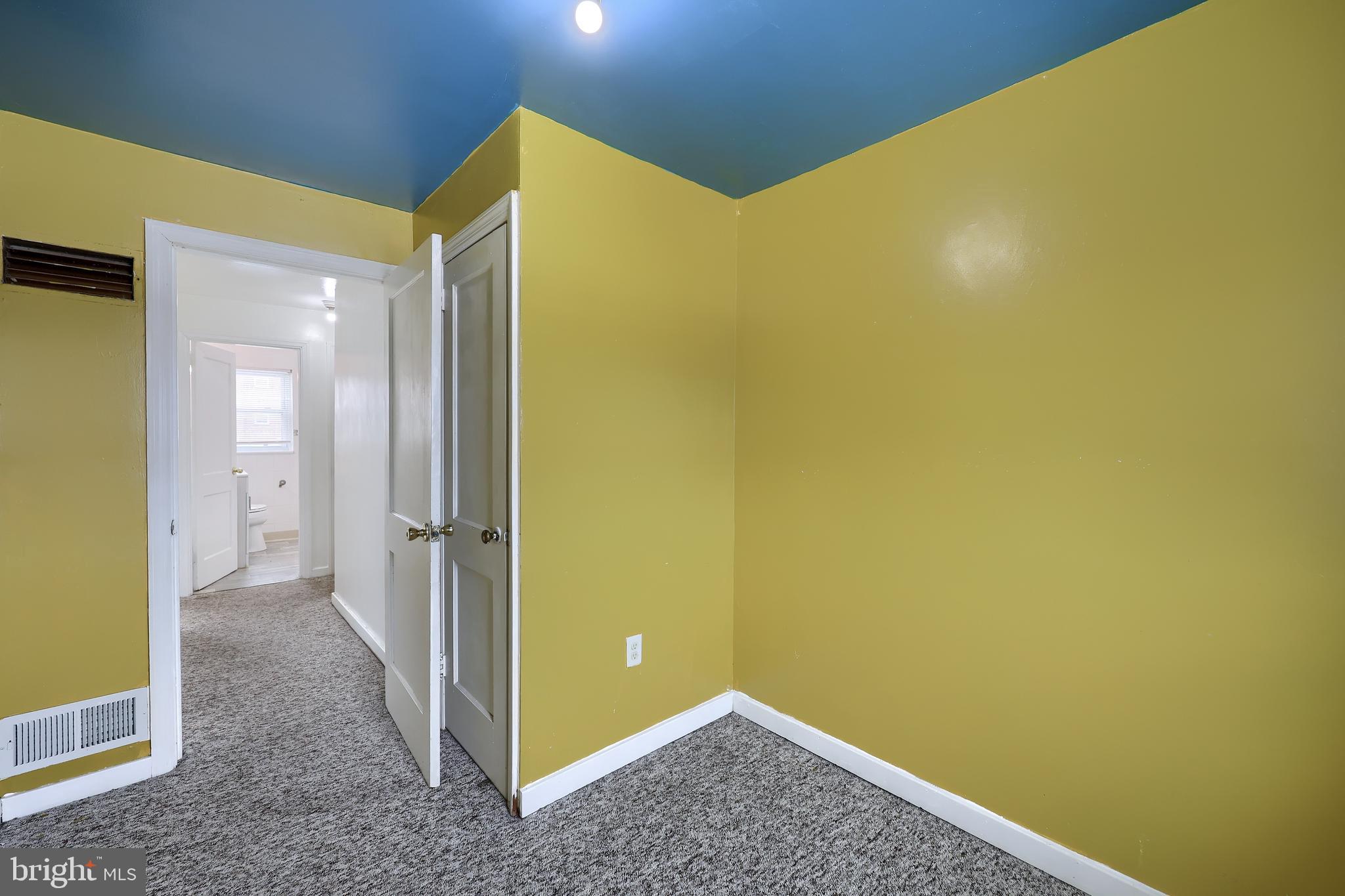 LANCASTER - Residential