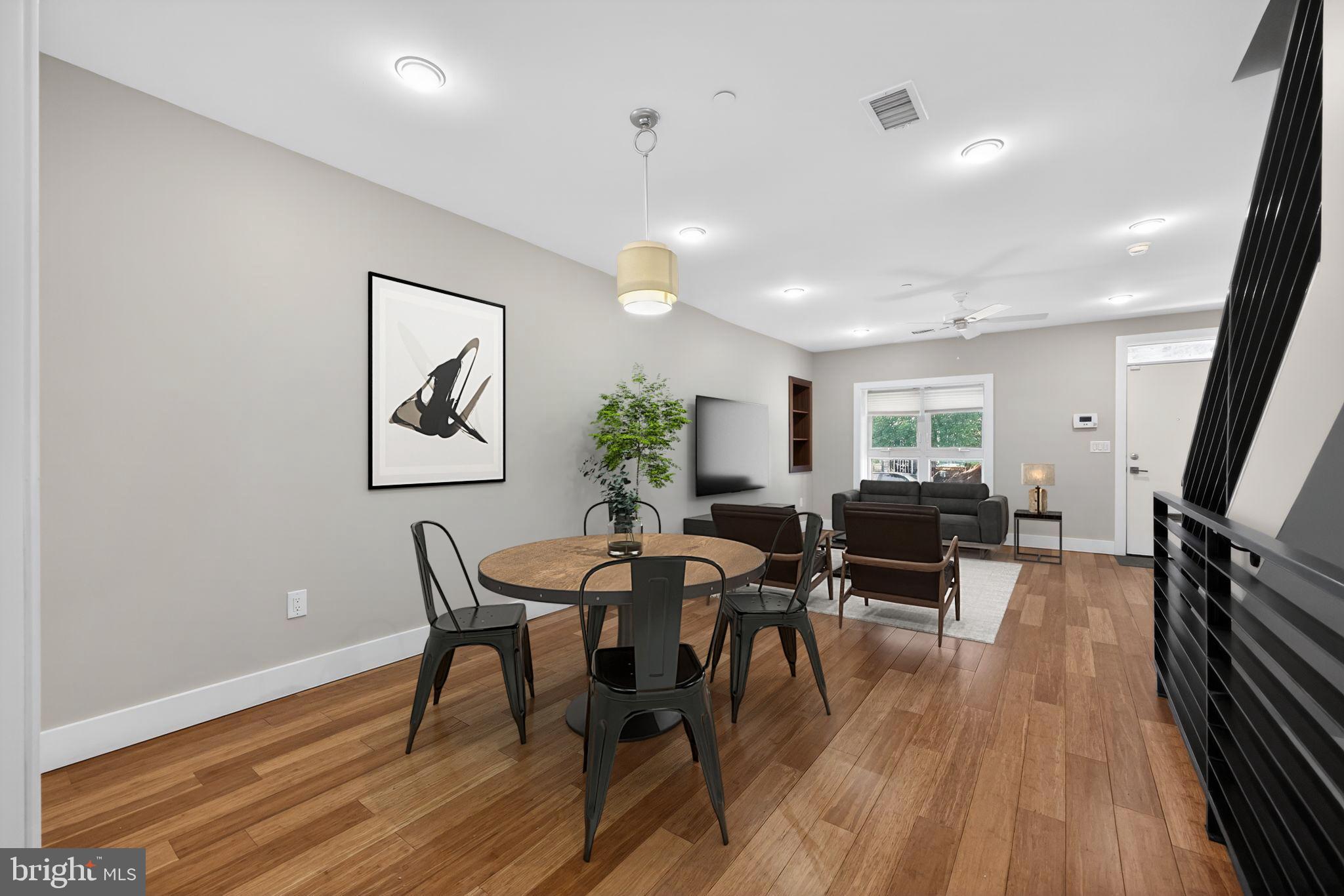 EAST KENSINGTON - Residential