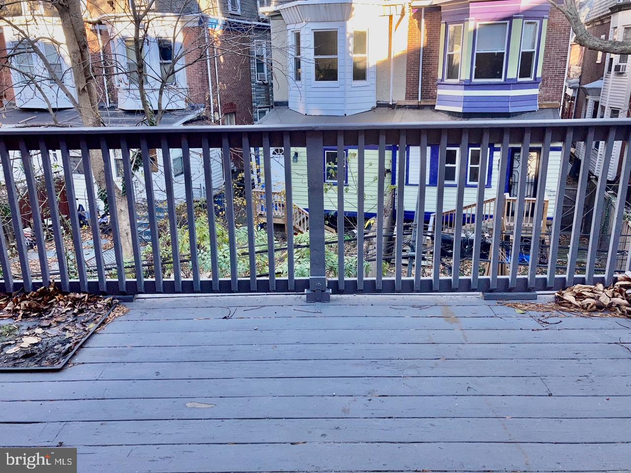 UNIVERSITY CITY - Residential Lease