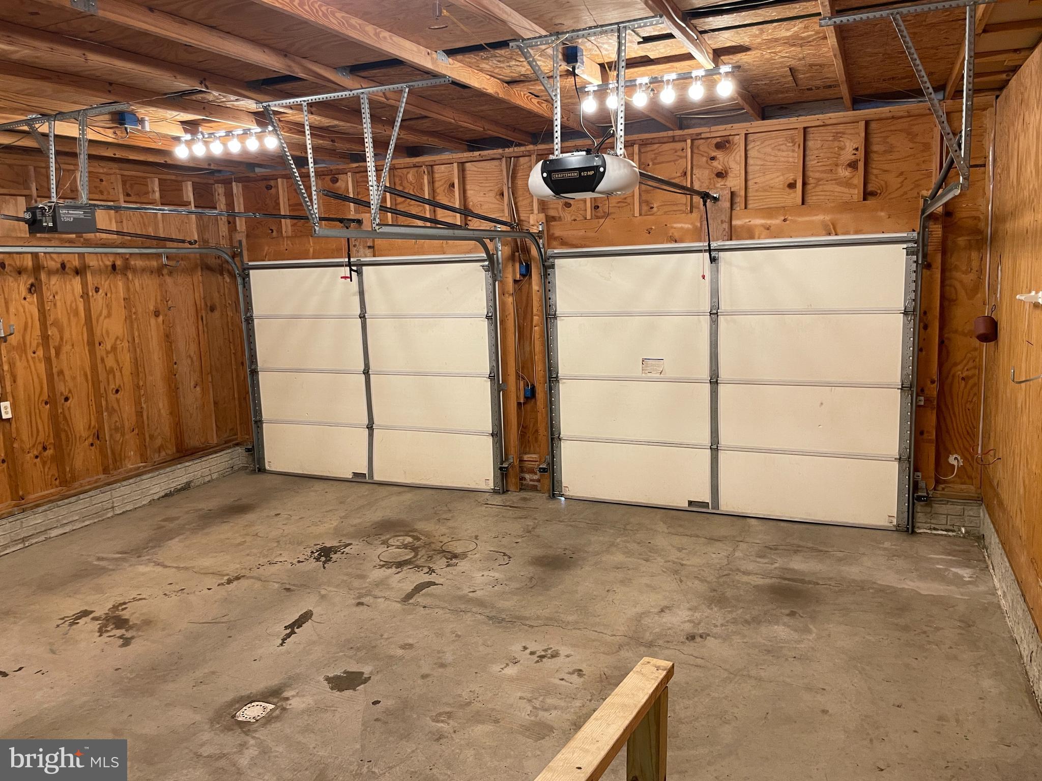 TUSCAWILLA HILLS - Residential