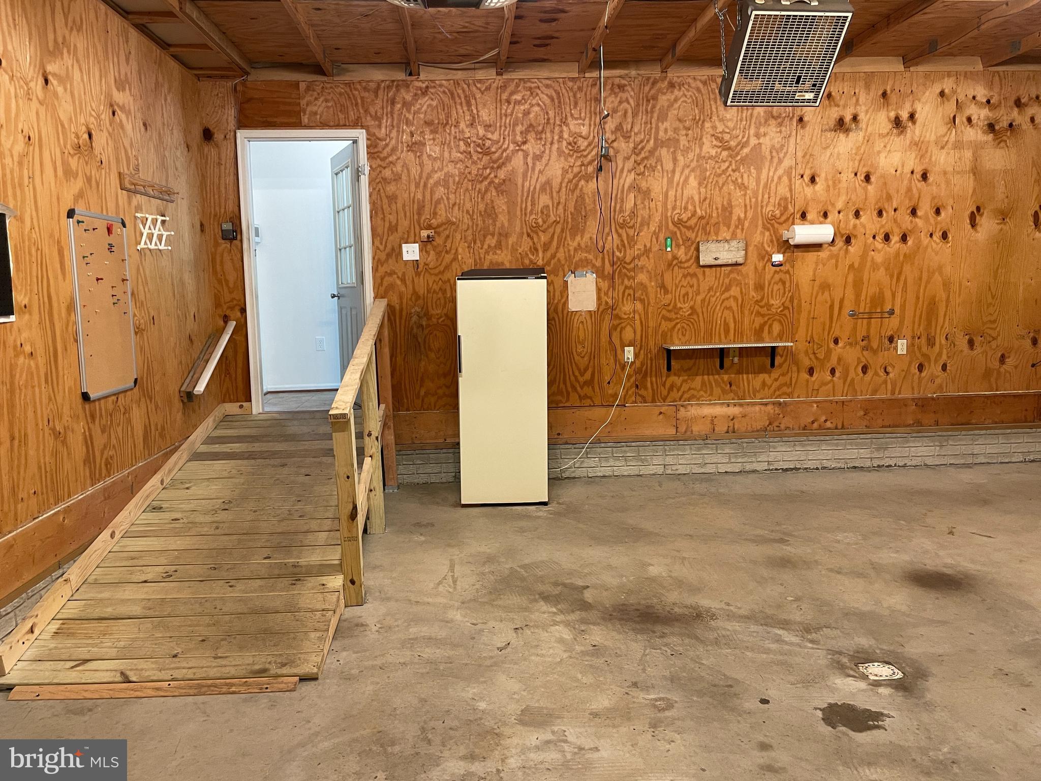 TUSCAWILLA HILLS - Residential