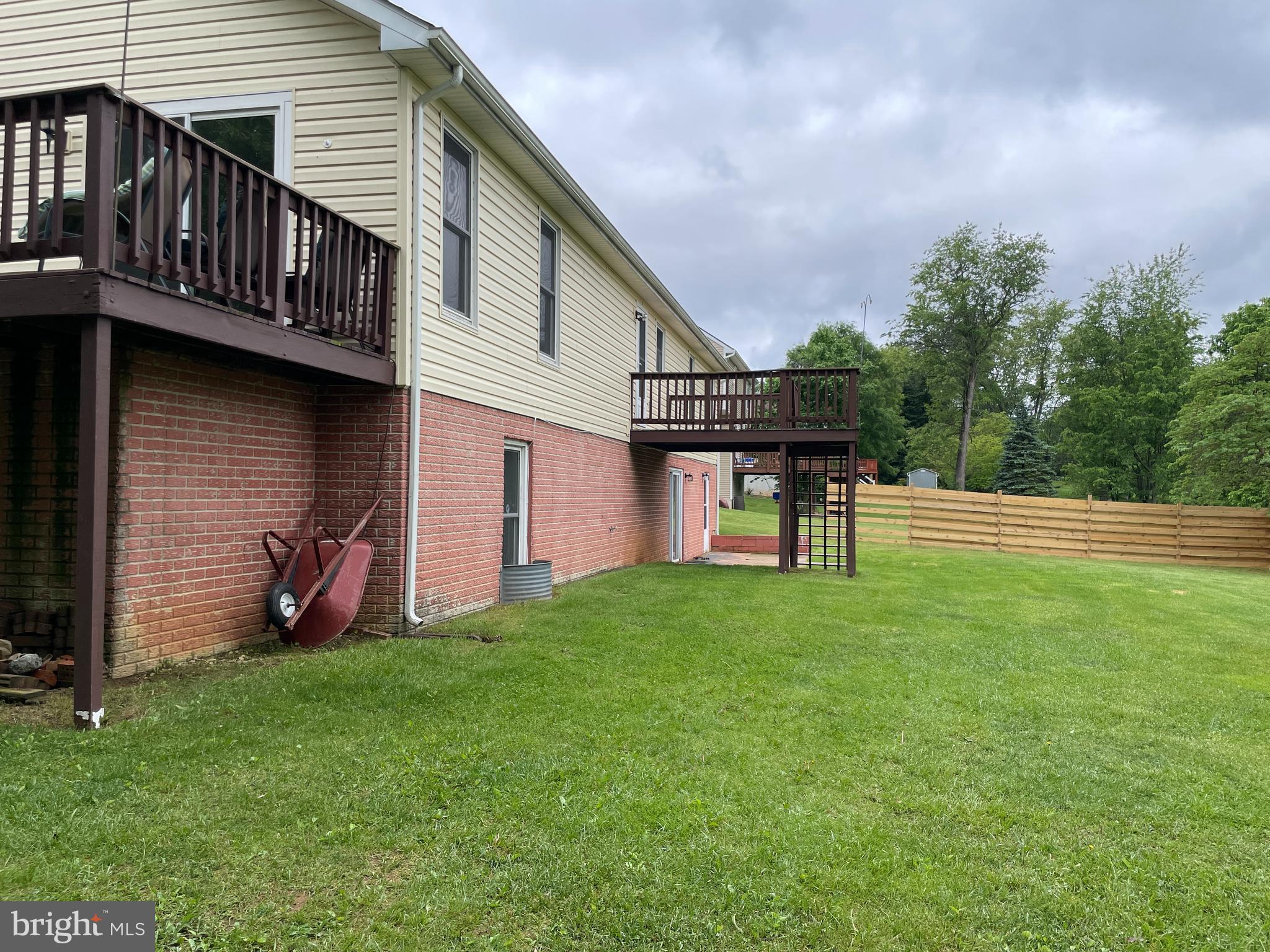 TUSCAWILLA HILLS - Residential