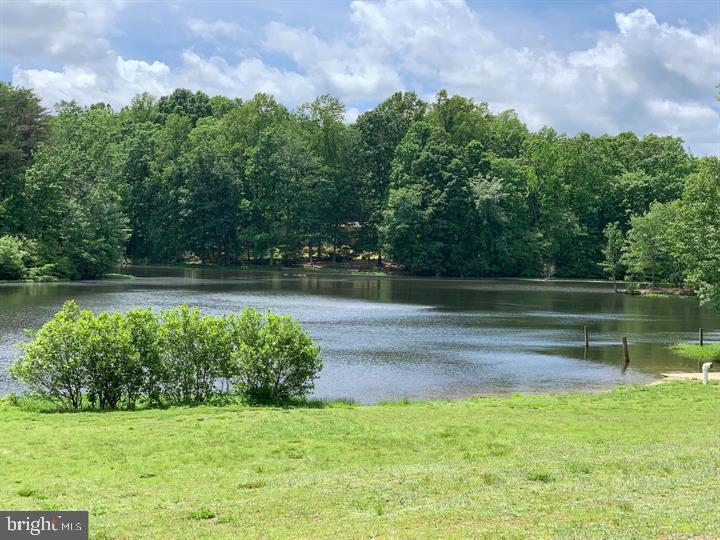 LAKE WILDERNESS - Residential