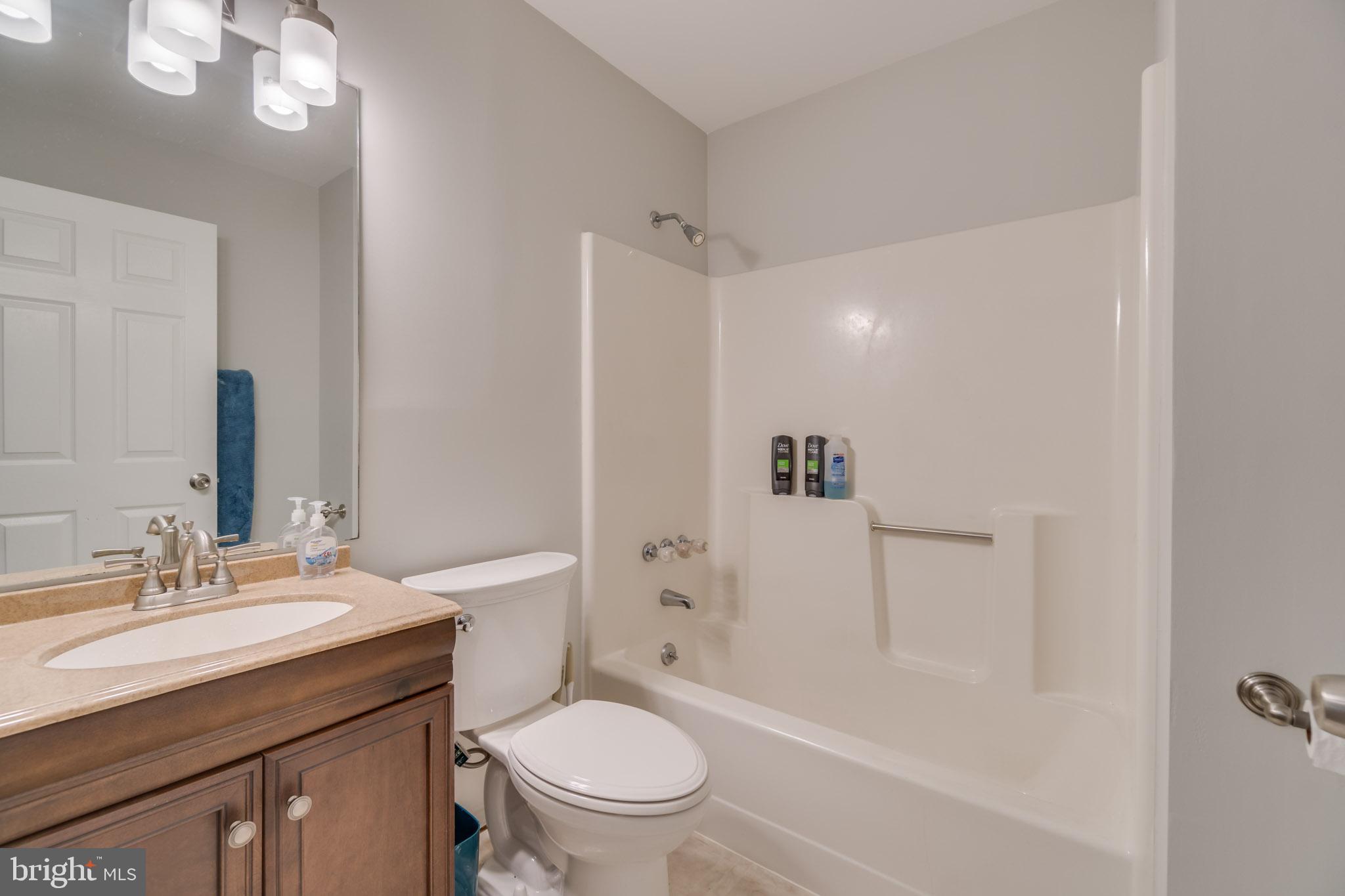 LAKE WILDERNESS - Residential