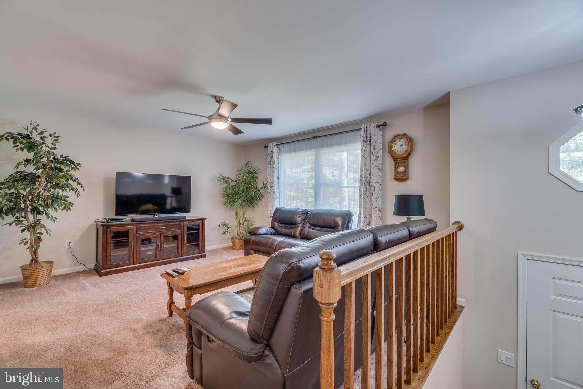 LAKE WILDERNESS - Residential