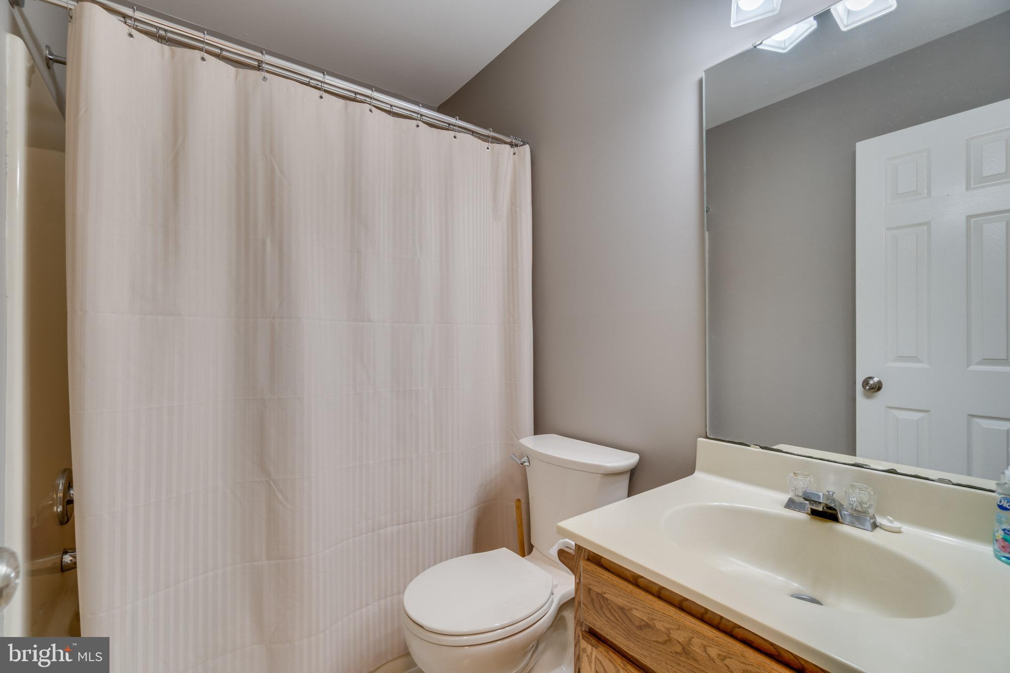 LAKE WILDERNESS - Residential