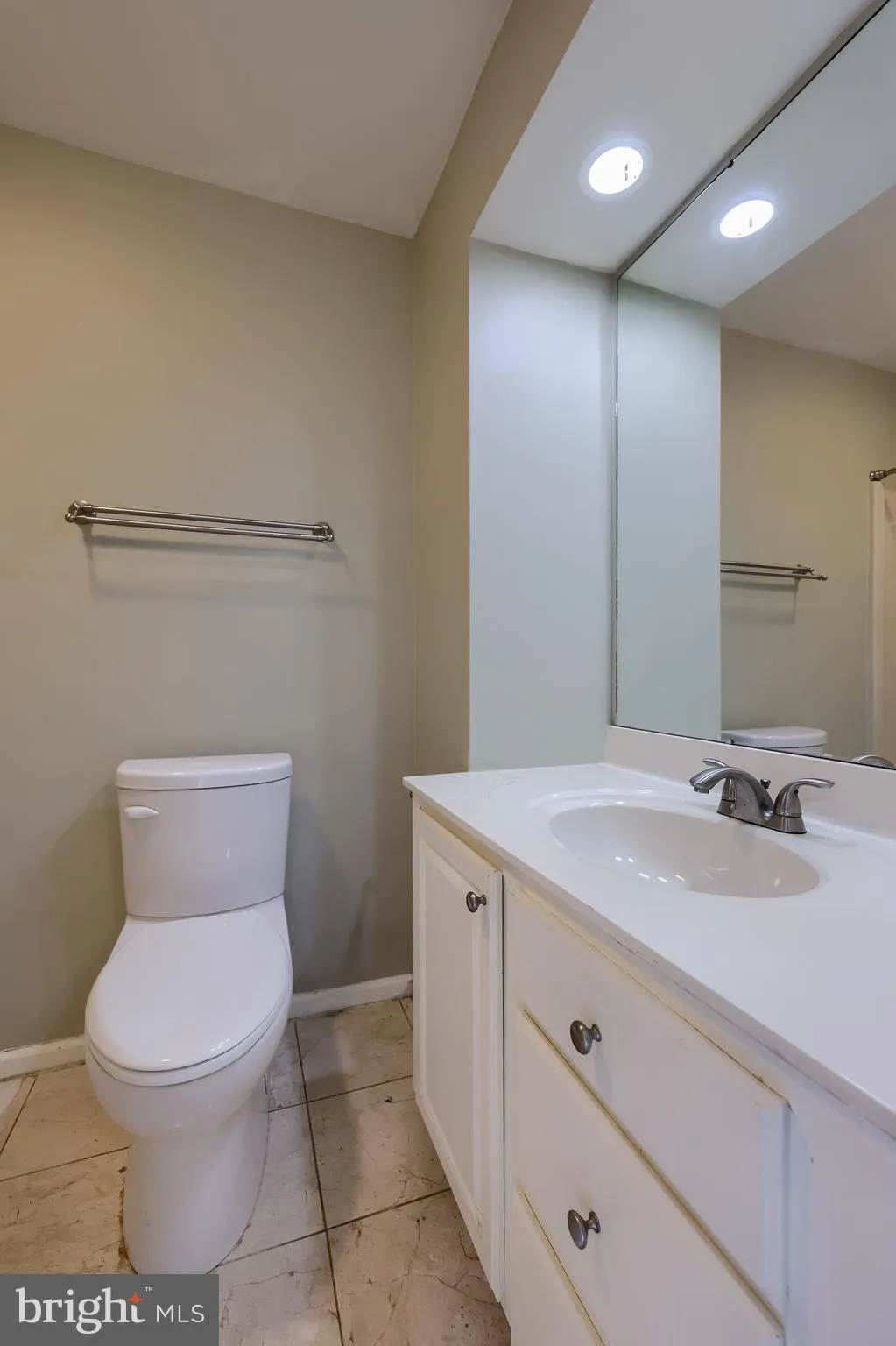 Lancaster, Pennsylvania 17603, United States, 3 Bedrooms Bedrooms, ,3 BathroomsBathrooms,Residential,Active,210078