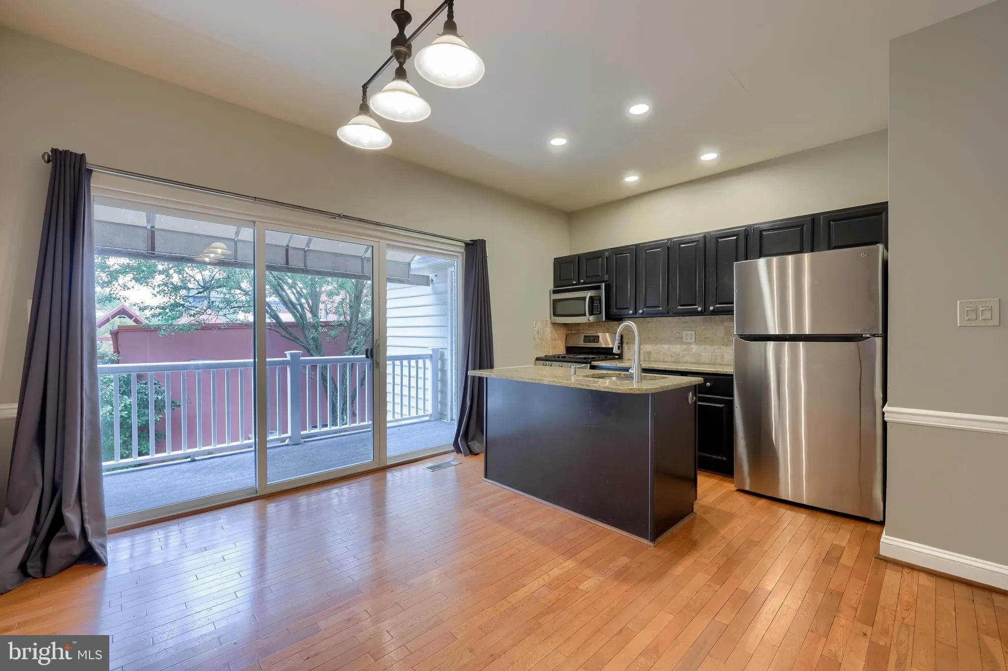 Lancaster, Pennsylvania 17603, United States, 3 Bedrooms Bedrooms, ,3 BathroomsBathrooms,Residential,Active,210078