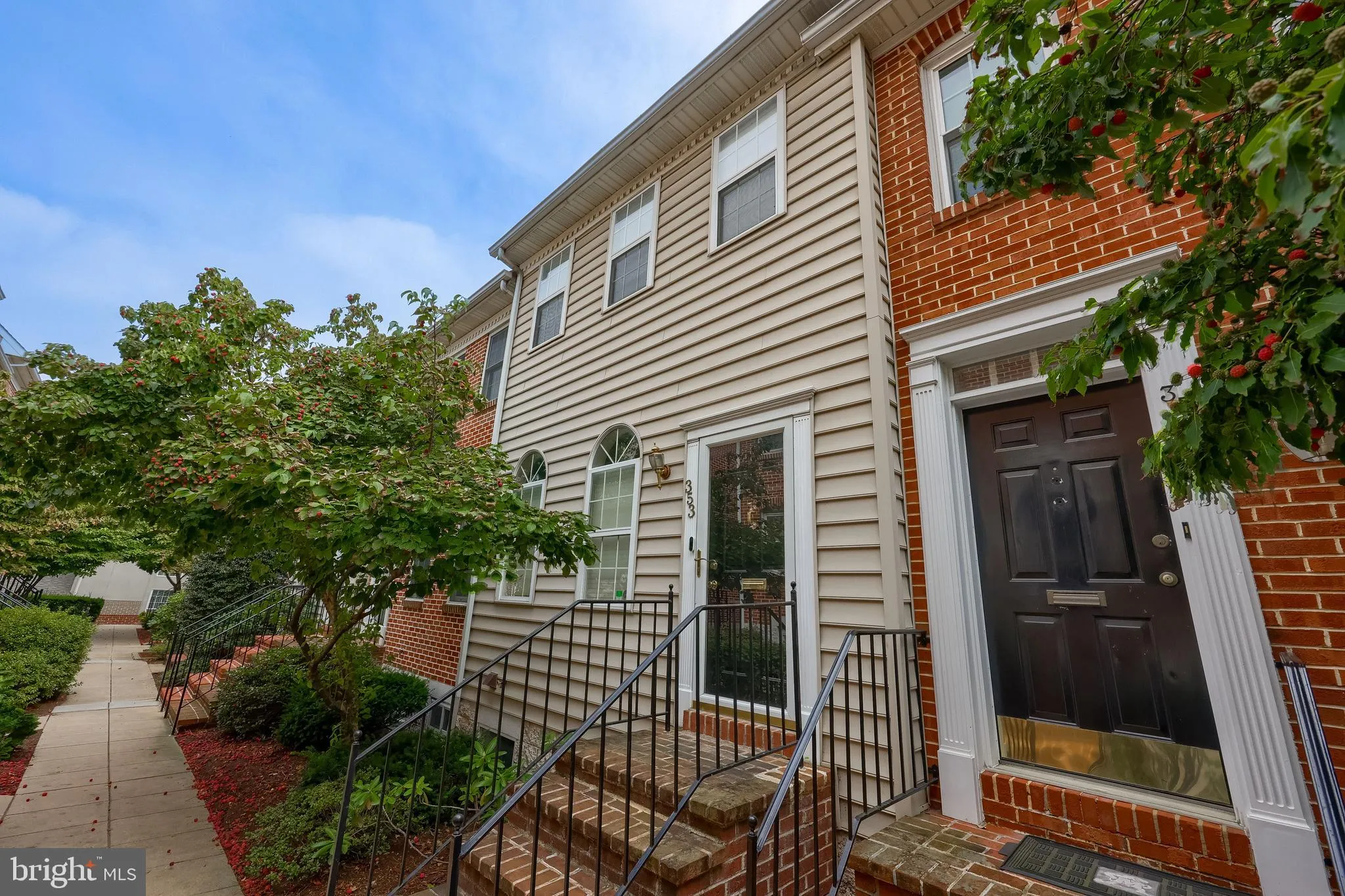 Lancaster, Pennsylvania 17603, United States, 3 Bedrooms Bedrooms, ,3 BathroomsBathrooms,Residential,Active,210078