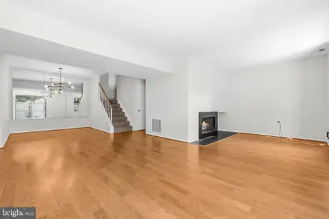 MLS: MDHW2072418