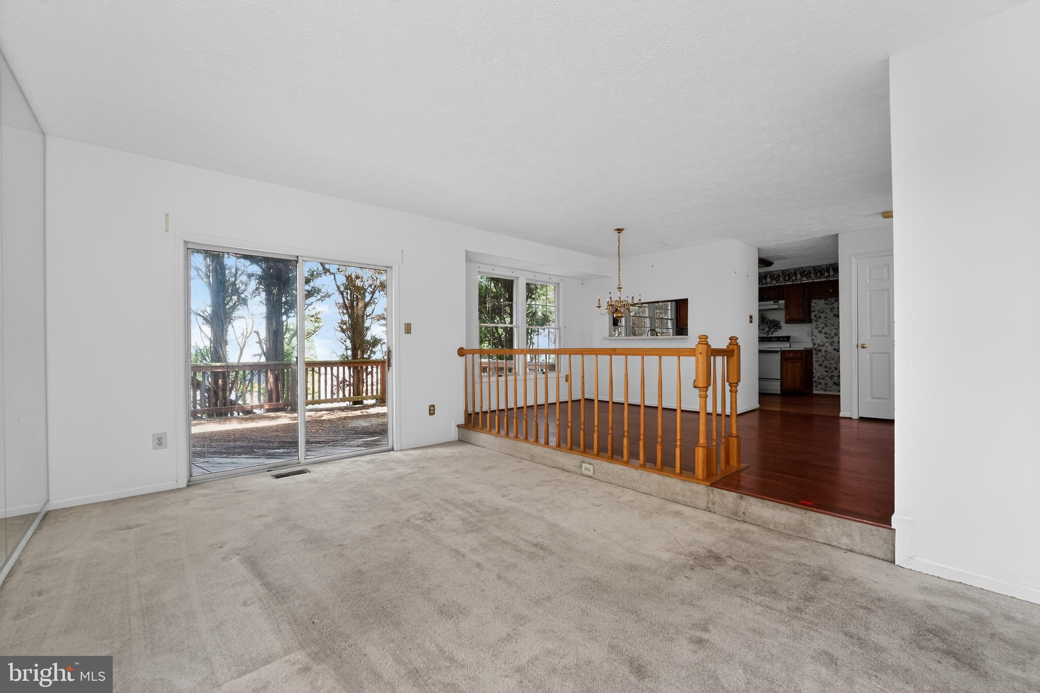 DEERFIELD - Residential
