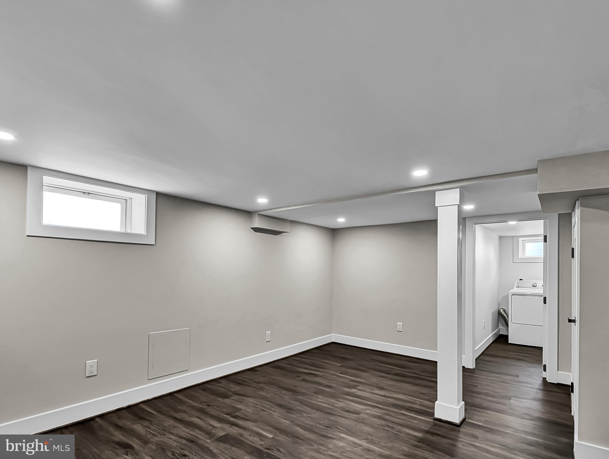 BEVERLY HILLS - Residential