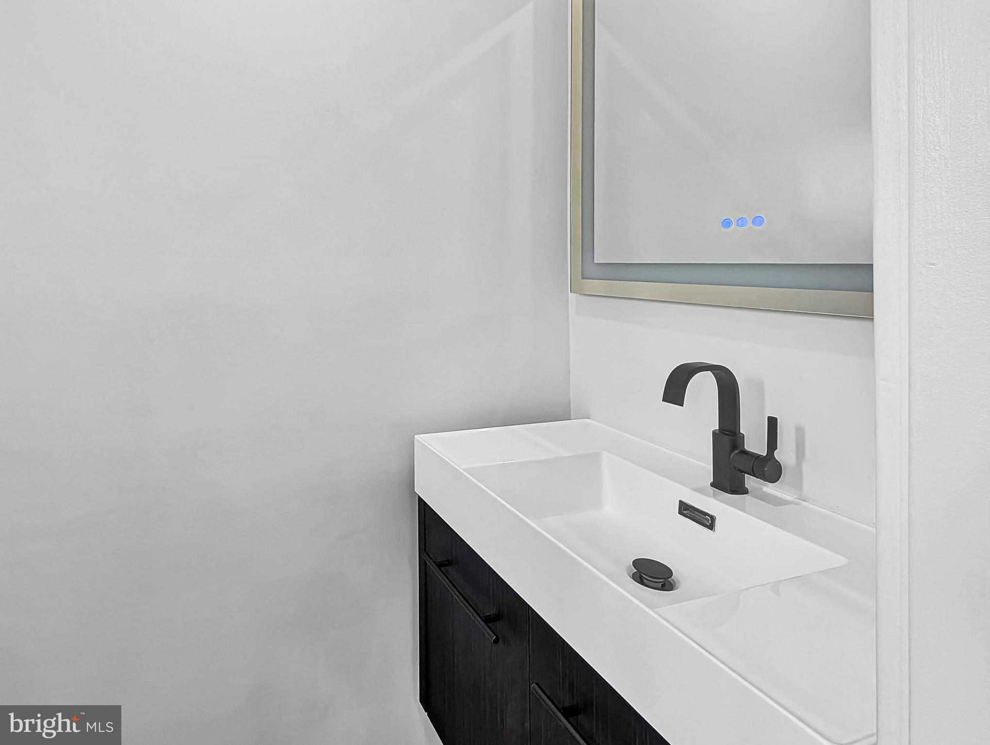 BEVERLY HILLS - Residential