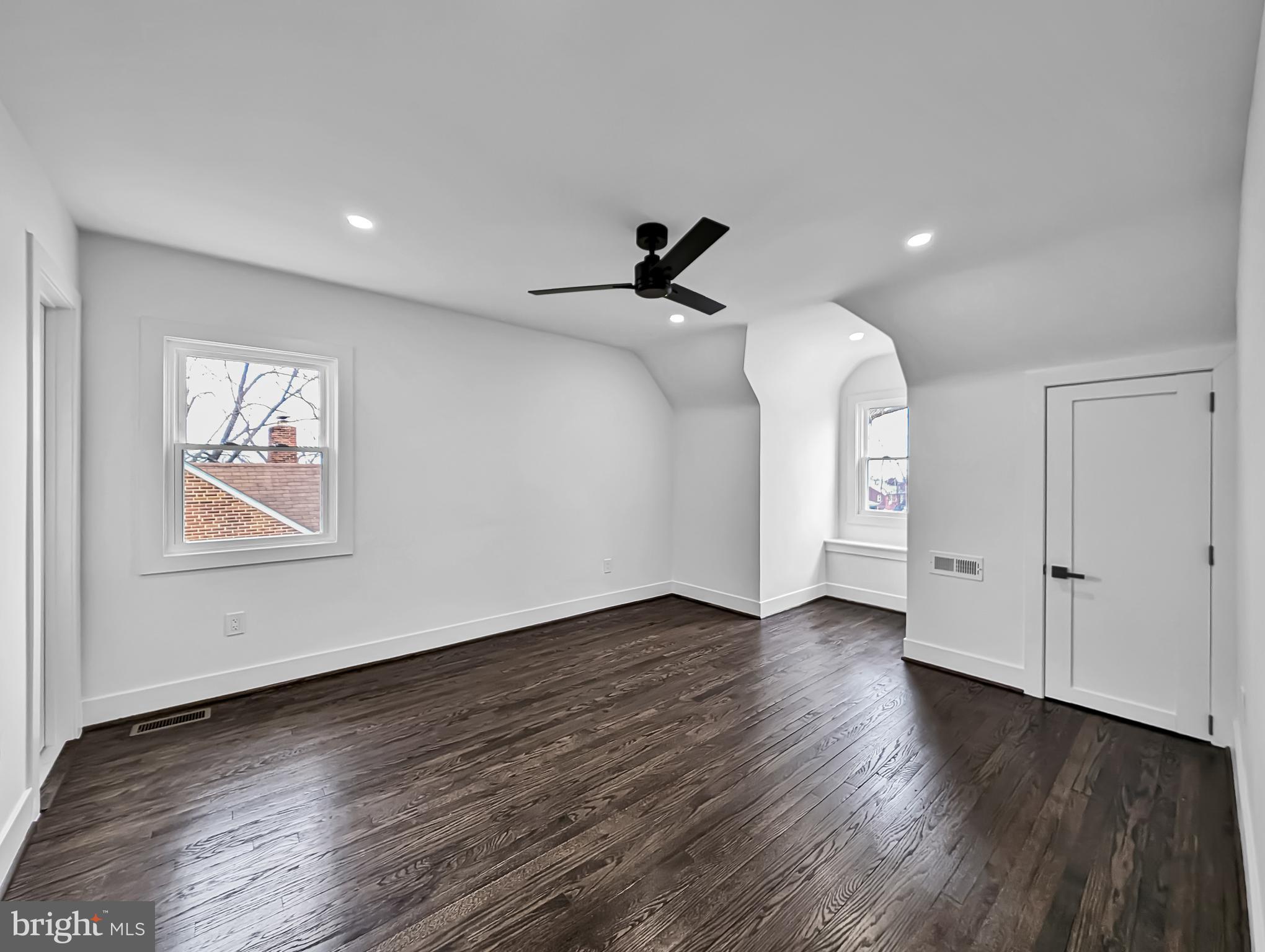 BEVERLY HILLS - Residential