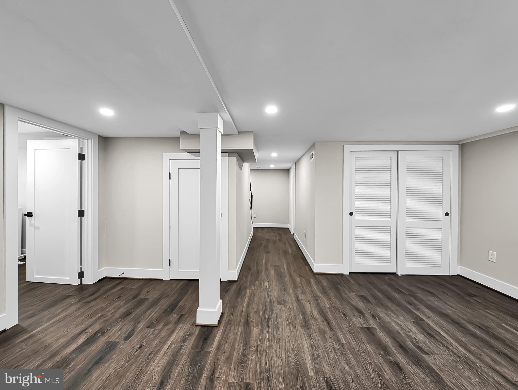 BEVERLY HILLS - Residential