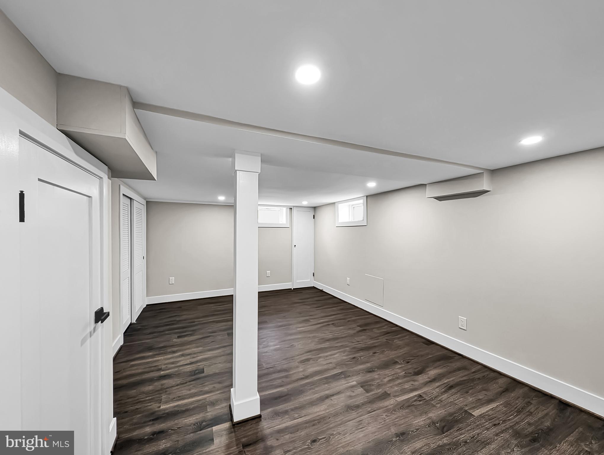 BEVERLY HILLS - Residential