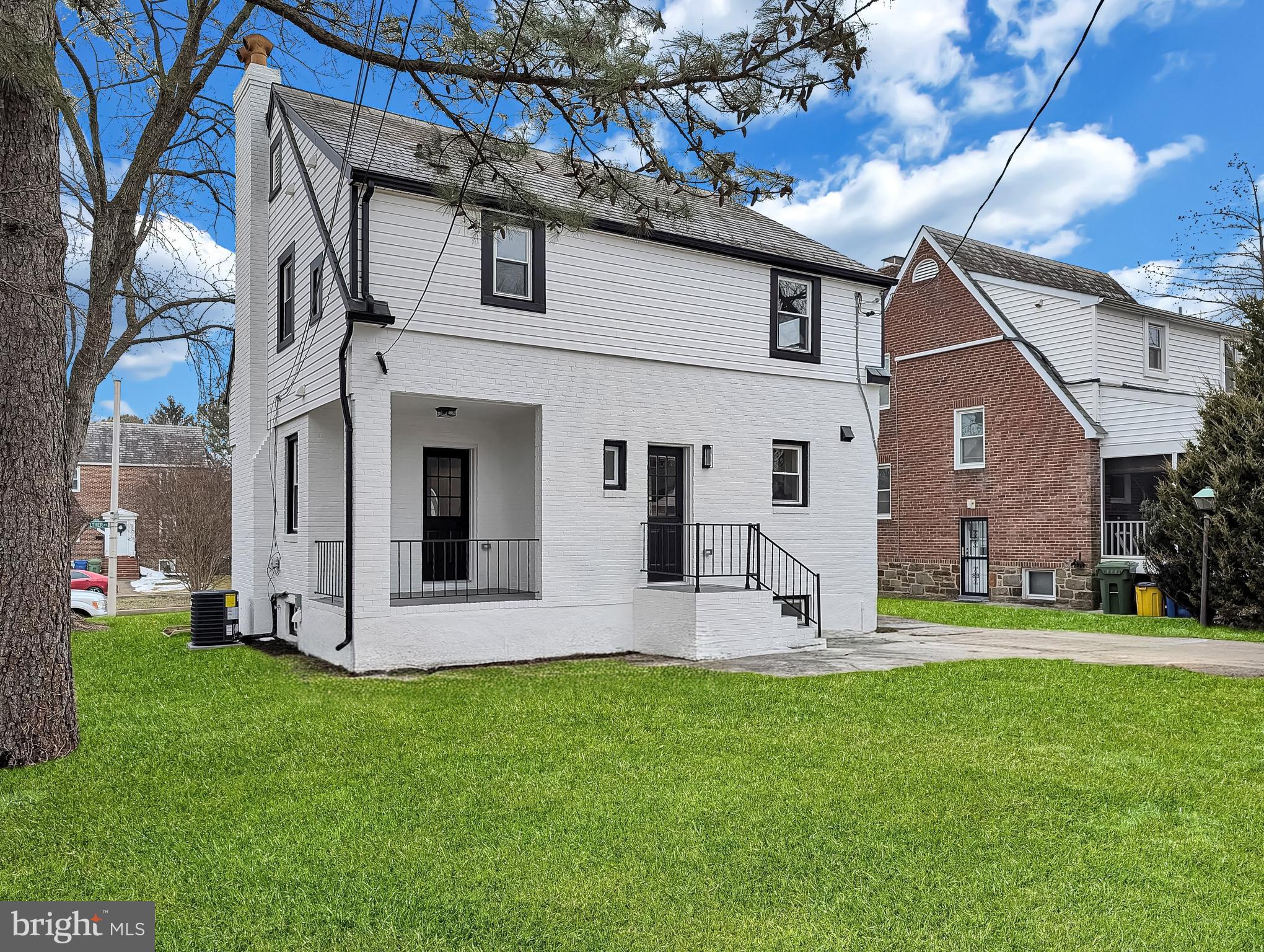 BEVERLY HILLS - Residential