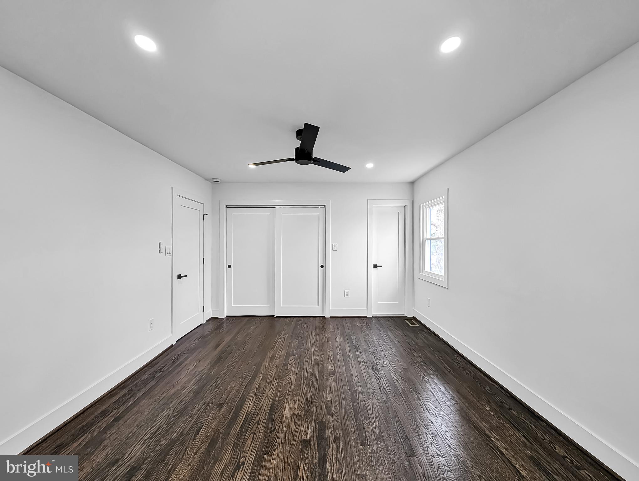 BEVERLY HILLS - Residential