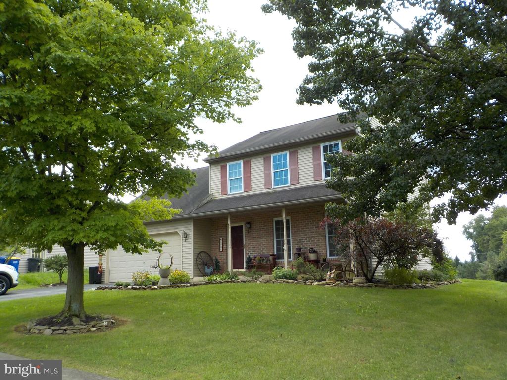 Photo of 4006 Green Park Drive, Mount Joy, PA 17552 (MLS # PALA2055682)