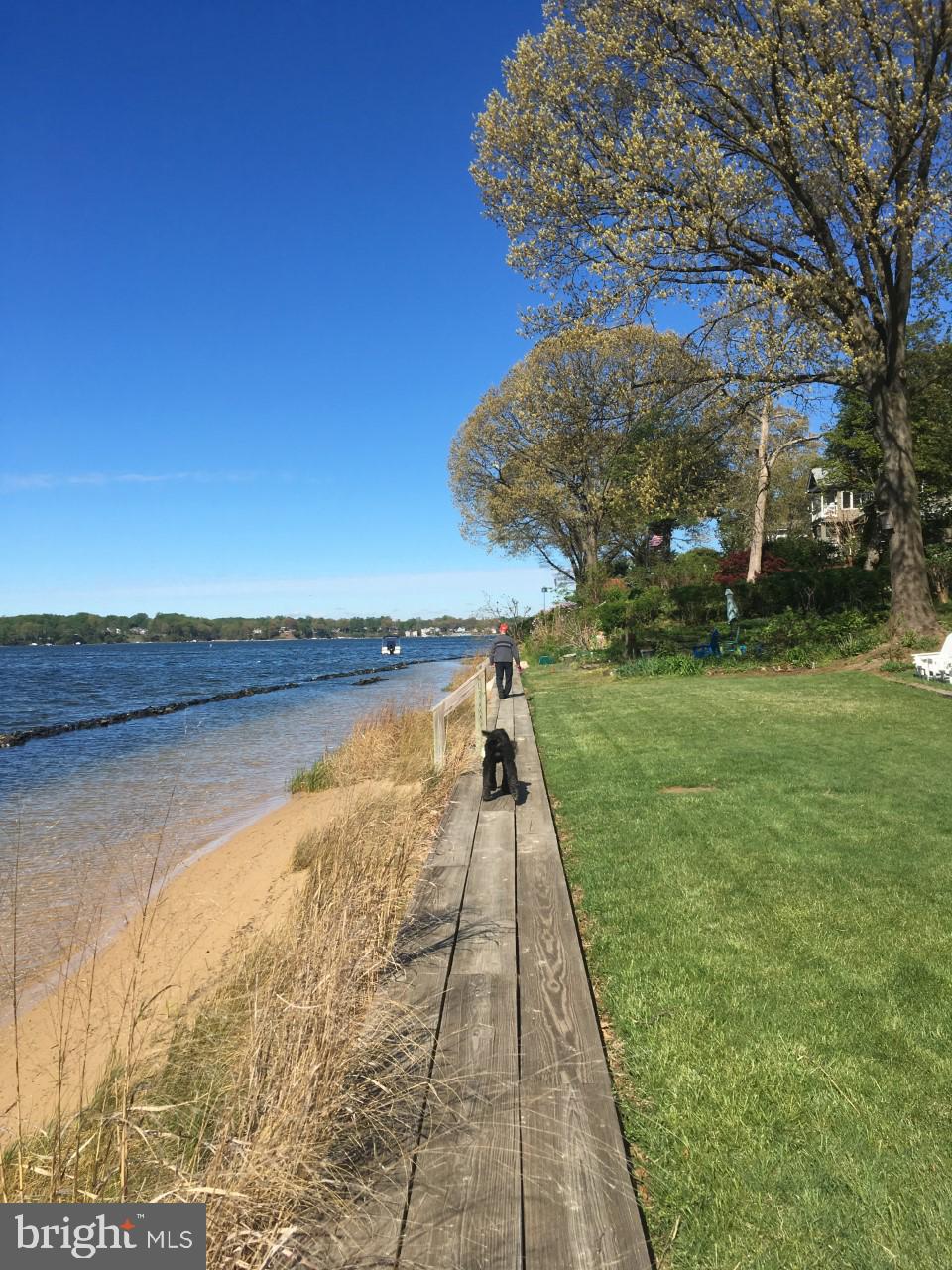 ROUND BAY - Residential