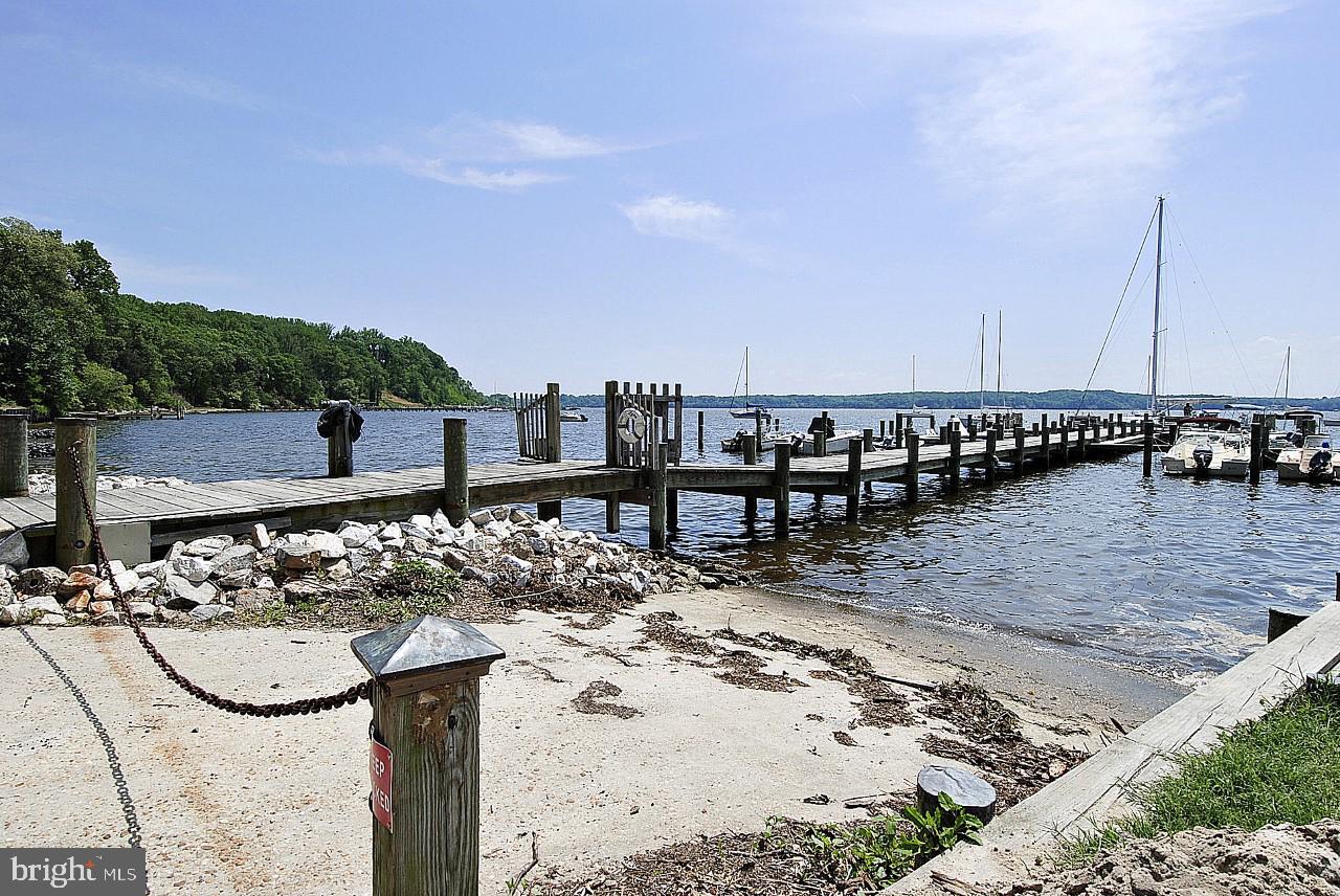 ROUND BAY - Residential