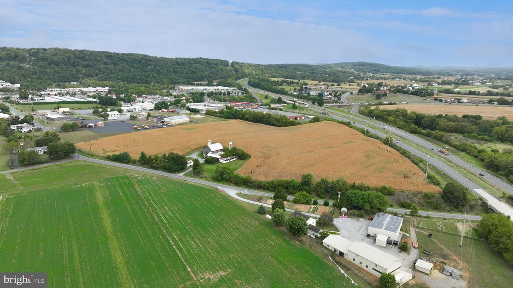 Photo of 200 Pleasant Valley Road, EPHRATA, PA 17522 (MLS # PALA2077642)