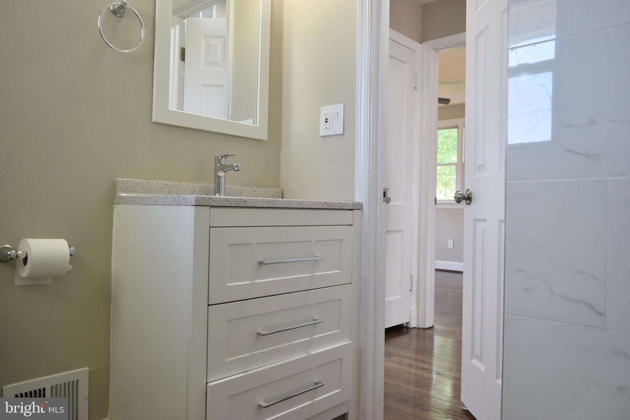 NAVY DAY - Residential