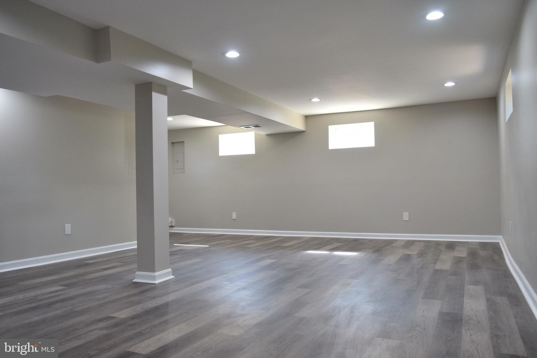 NAVY DAY - Residential