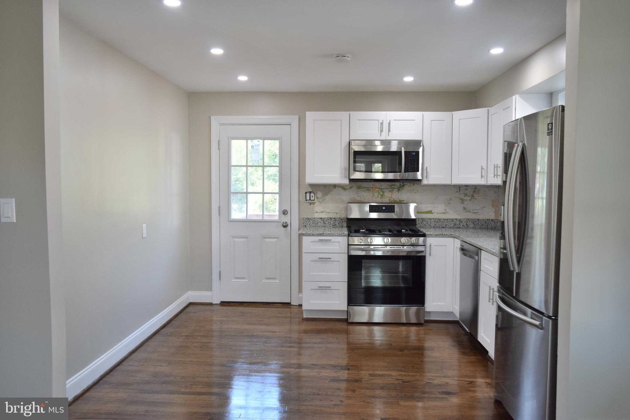 NAVY DAY - Residential