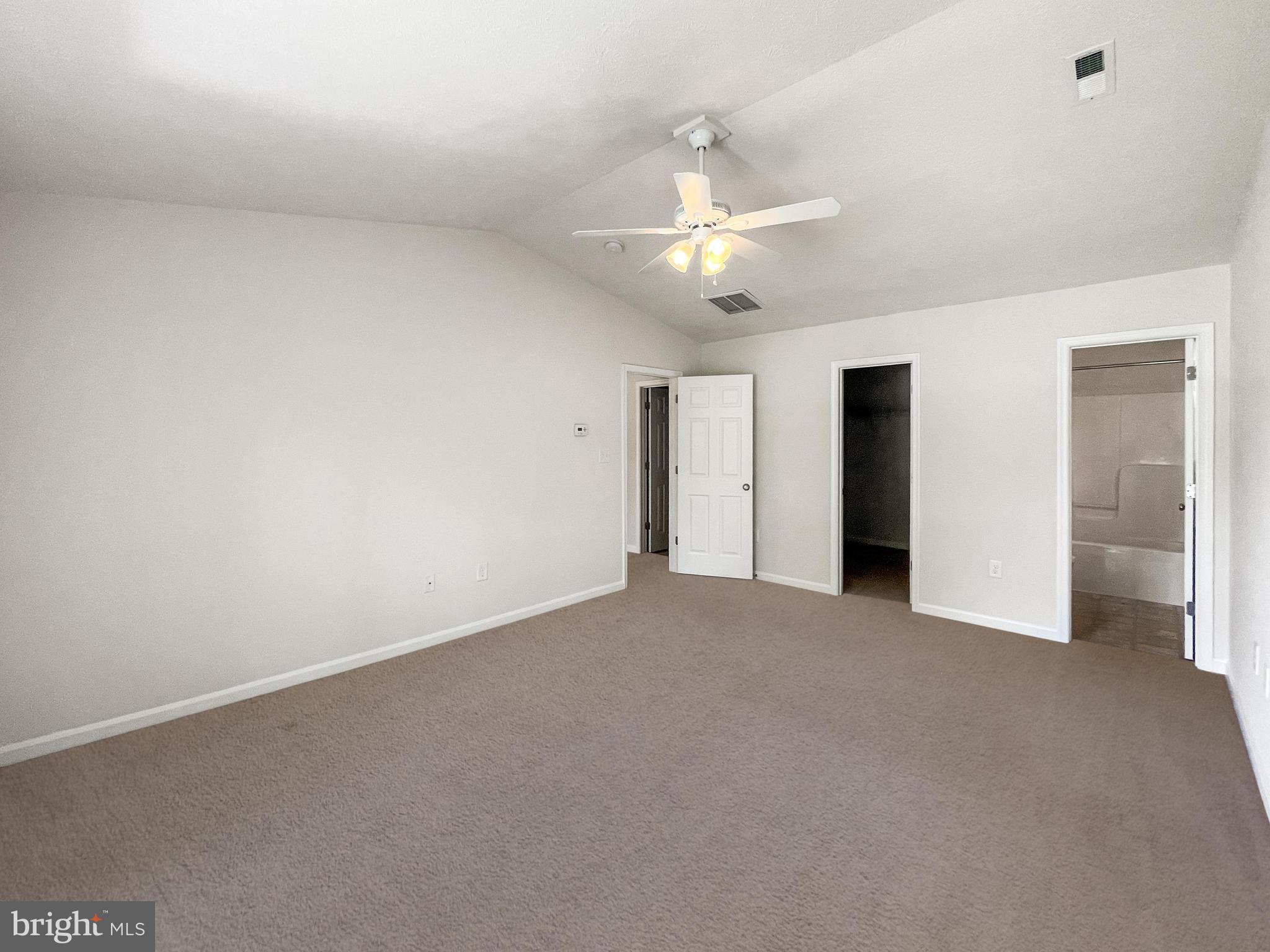 CLASSIC SHORES - Residential