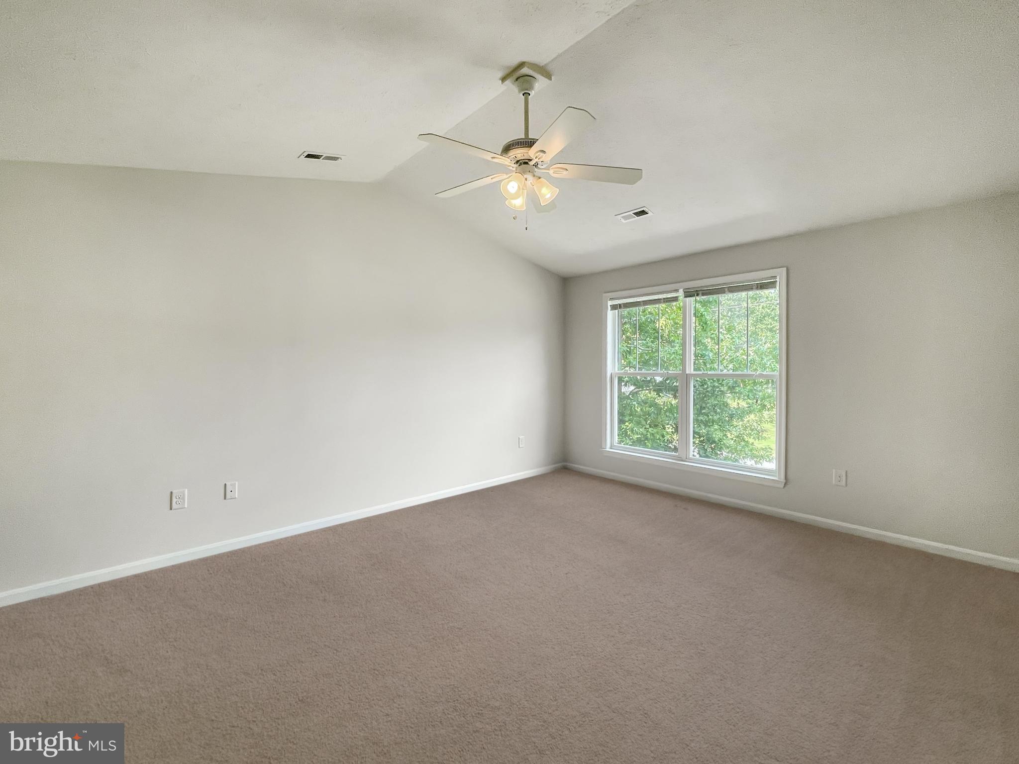 CLASSIC SHORES - Residential