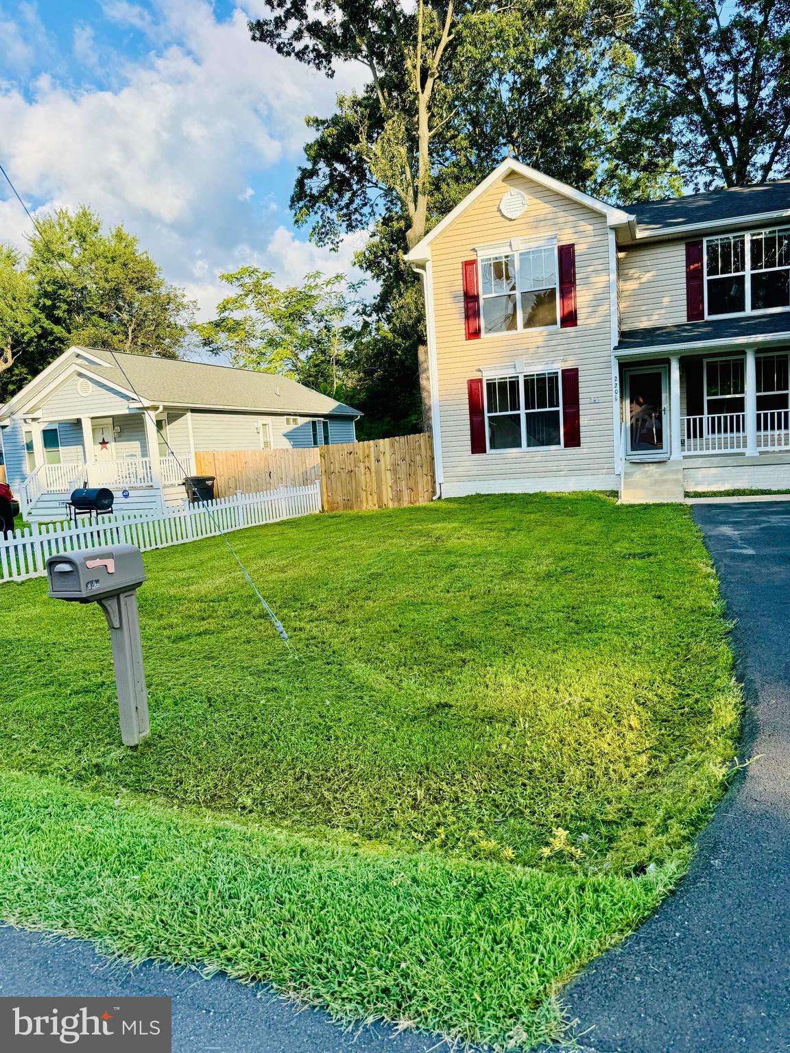 CLASSIC SHORES - Residential