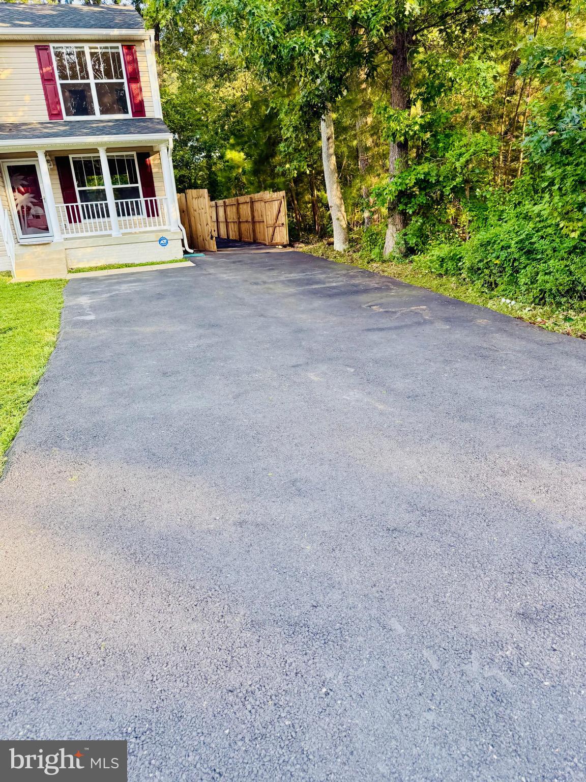 CLASSIC SHORES - Residential